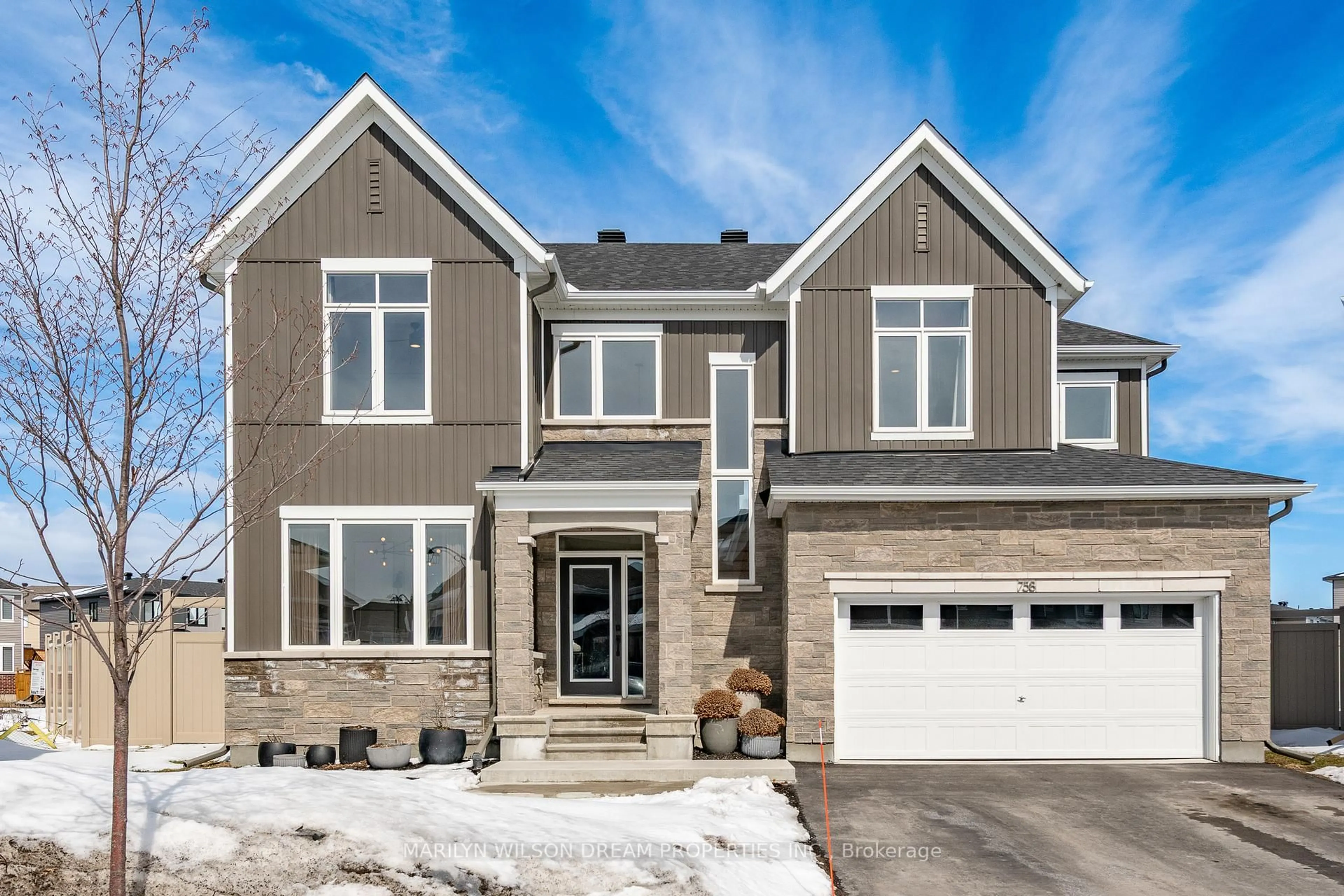 Home with brick exterior material, street for 758 Vennecy Terr, Ottawa Ontario K1W 0M8