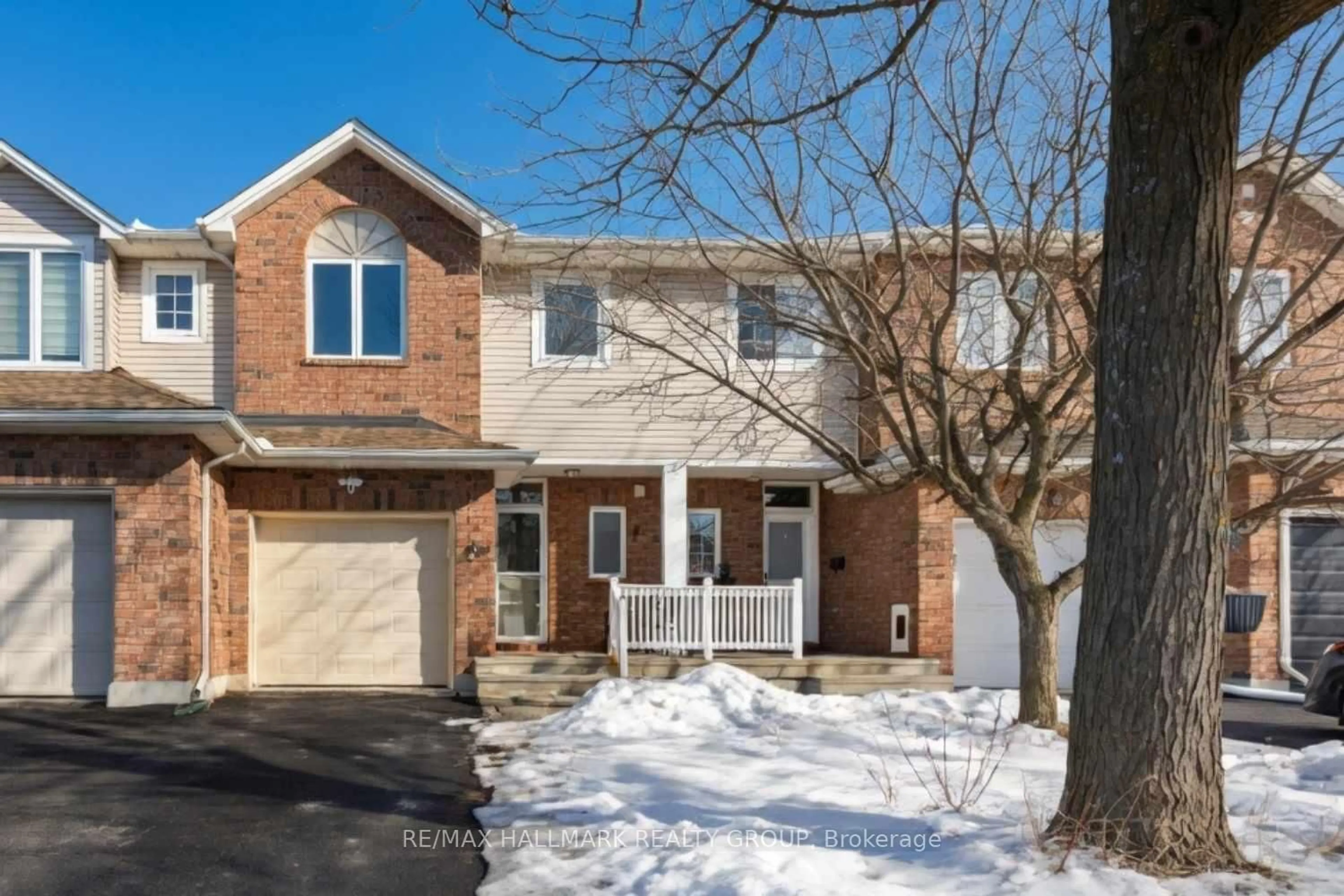 Home with brick exterior material, street for 988 Lucille Way, Ottawa Ontario K4A 4J2