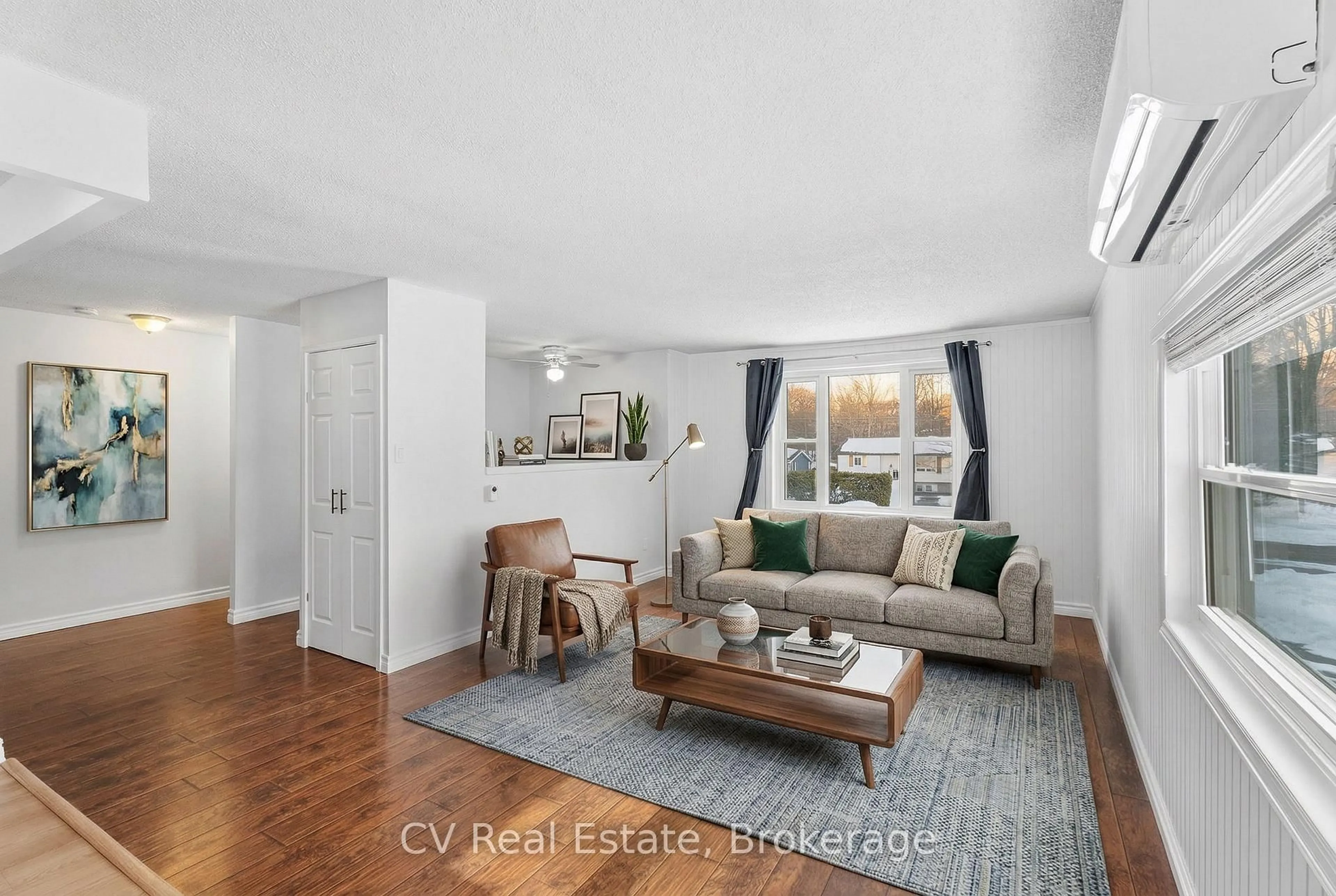 Living room with furniture, unknown for 165 Watson Lane, Gravenhurst Ontario P1P 1P6