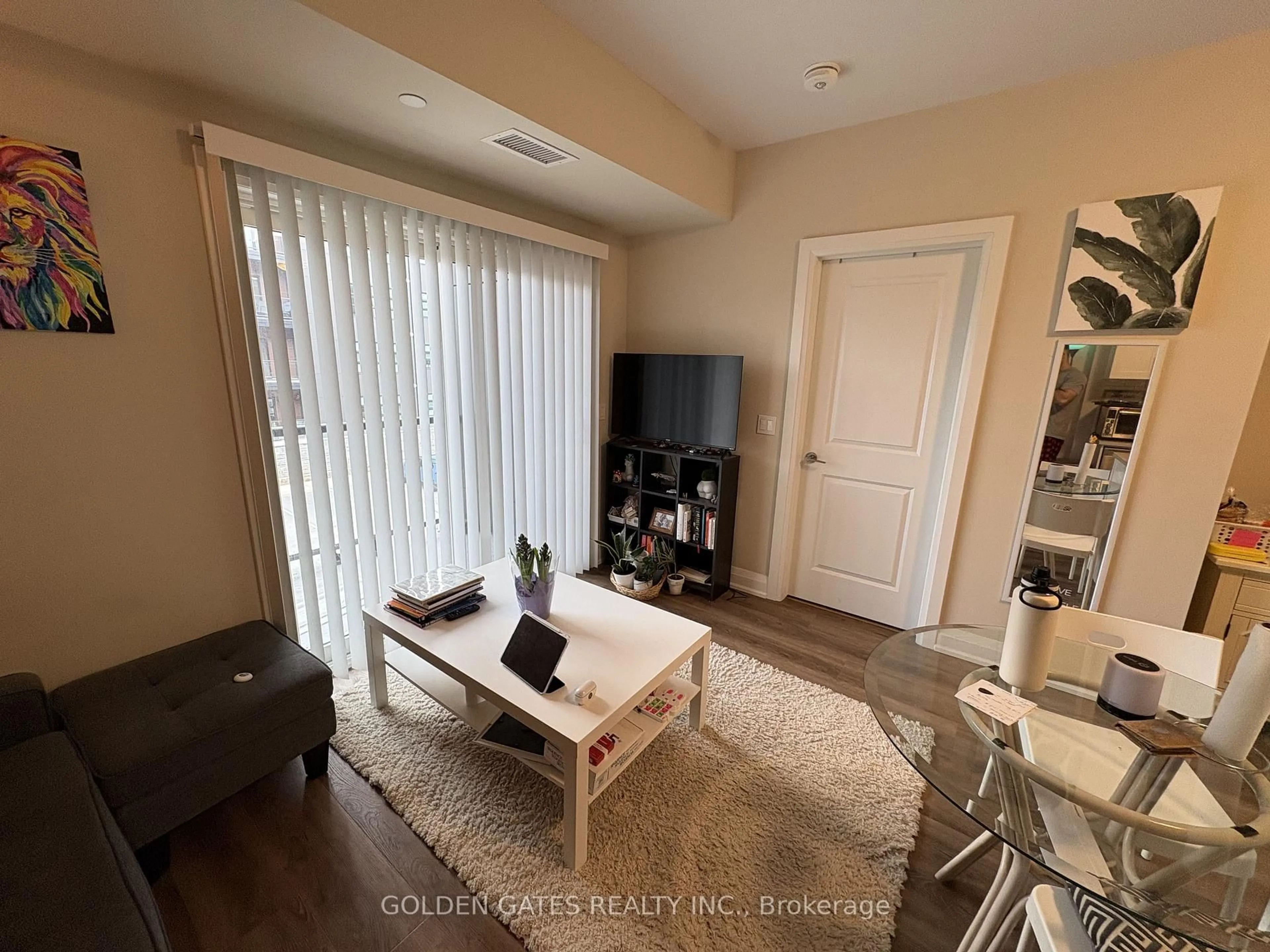 A pic of a room for 118 Summersides Blvd #201, Pelham Ontario L3E 0C1