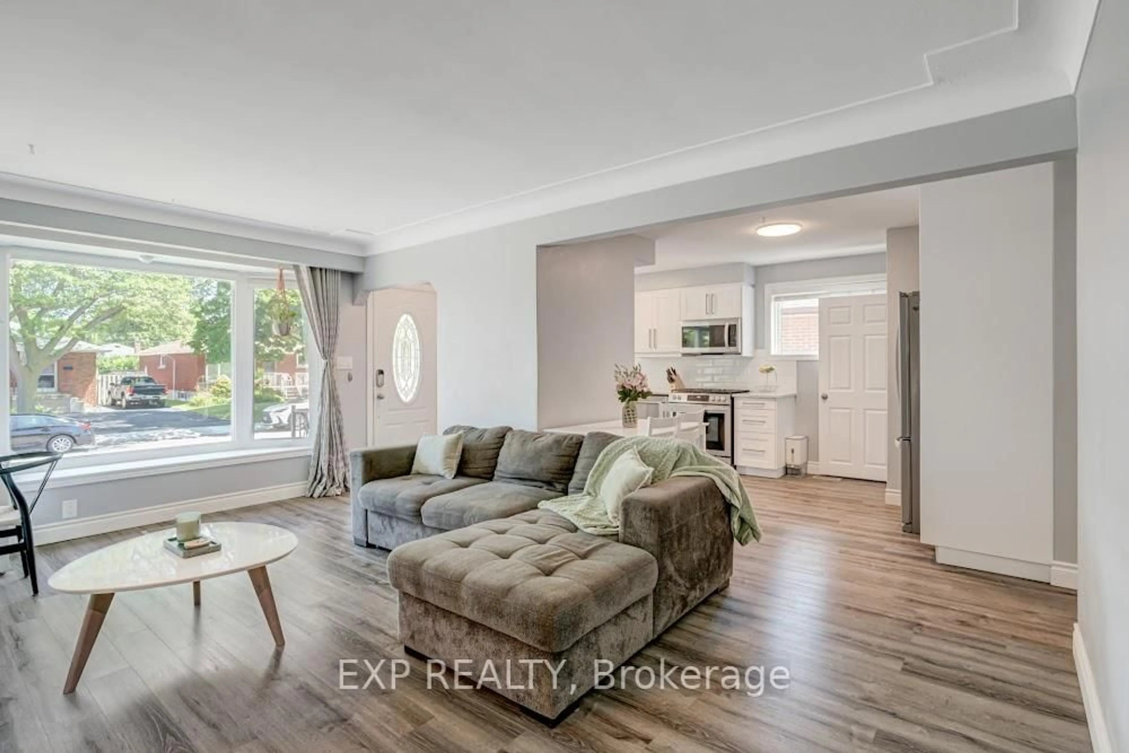 Living room with furniture, unknown for 42 Terrace Dr, Hamilton Ontario L9A 2Y6