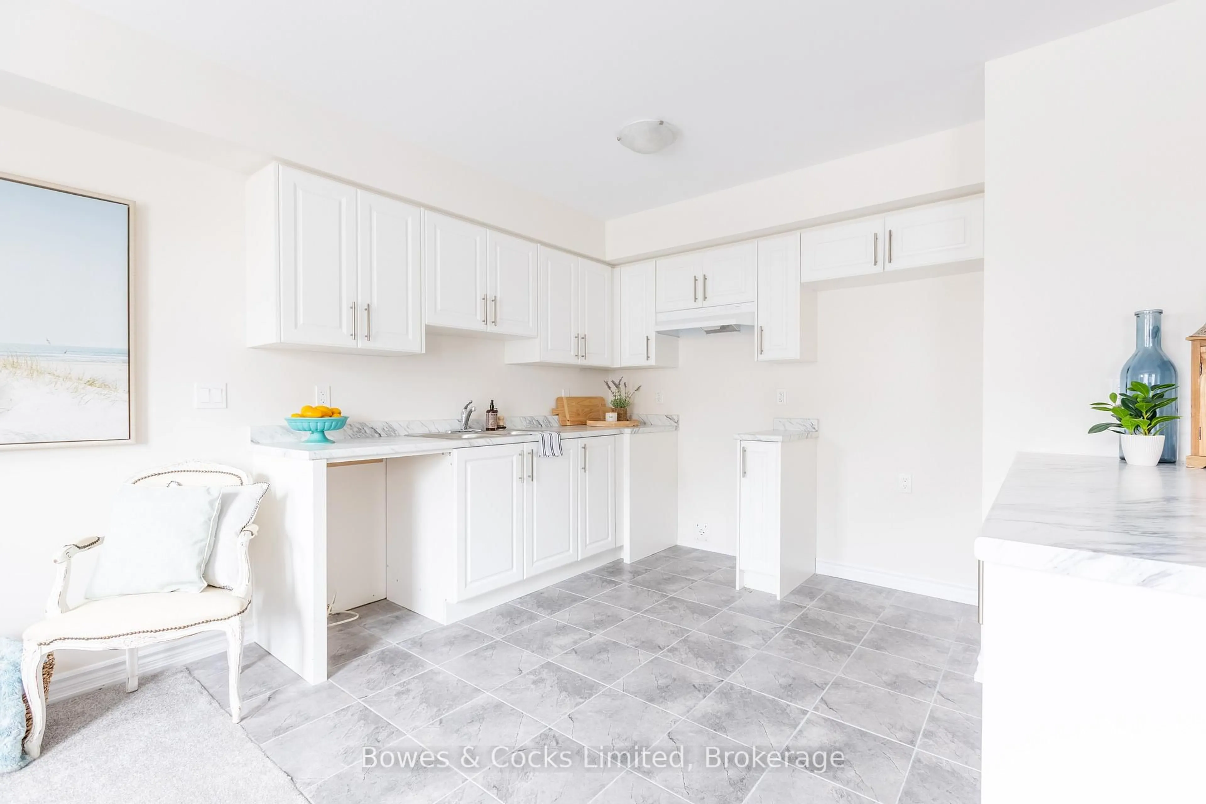 Standard kitchen, ceramic/tile floor for 48 Maple Ave #102, Asphodel-Norwood Ontario K0L 2V0