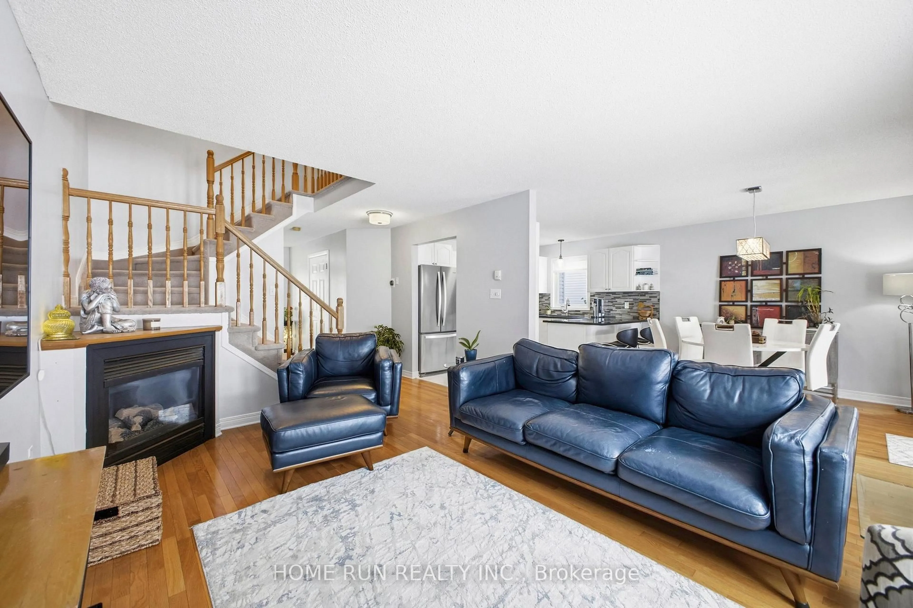 Living room with furniture, unknown for 115 Beaumont Ave, Clarence-Rockland Ontario K4K 1R6