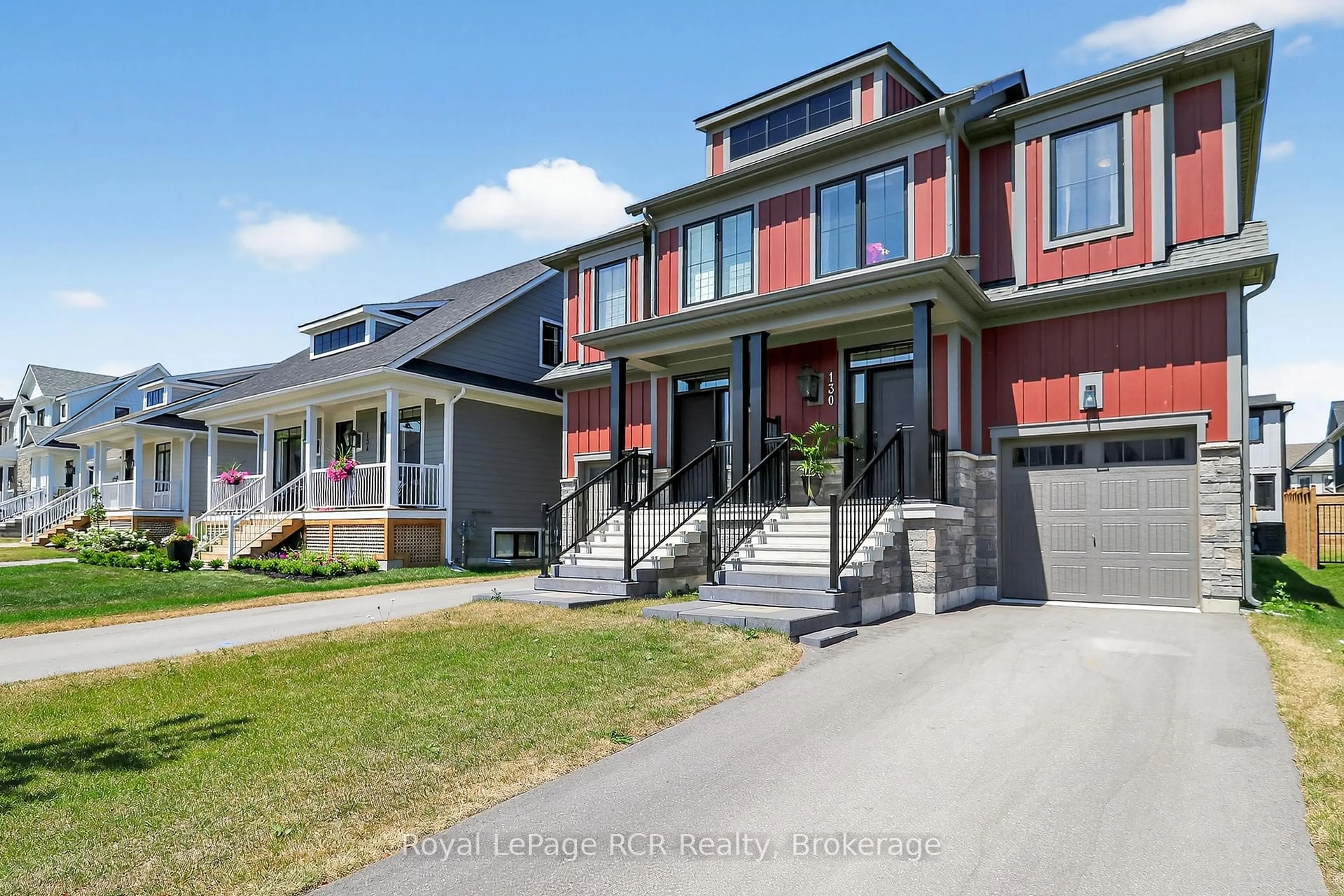 Home with brick exterior material, street for 130 Courtland St, Blue Mountains Ontario L9Y 5L8