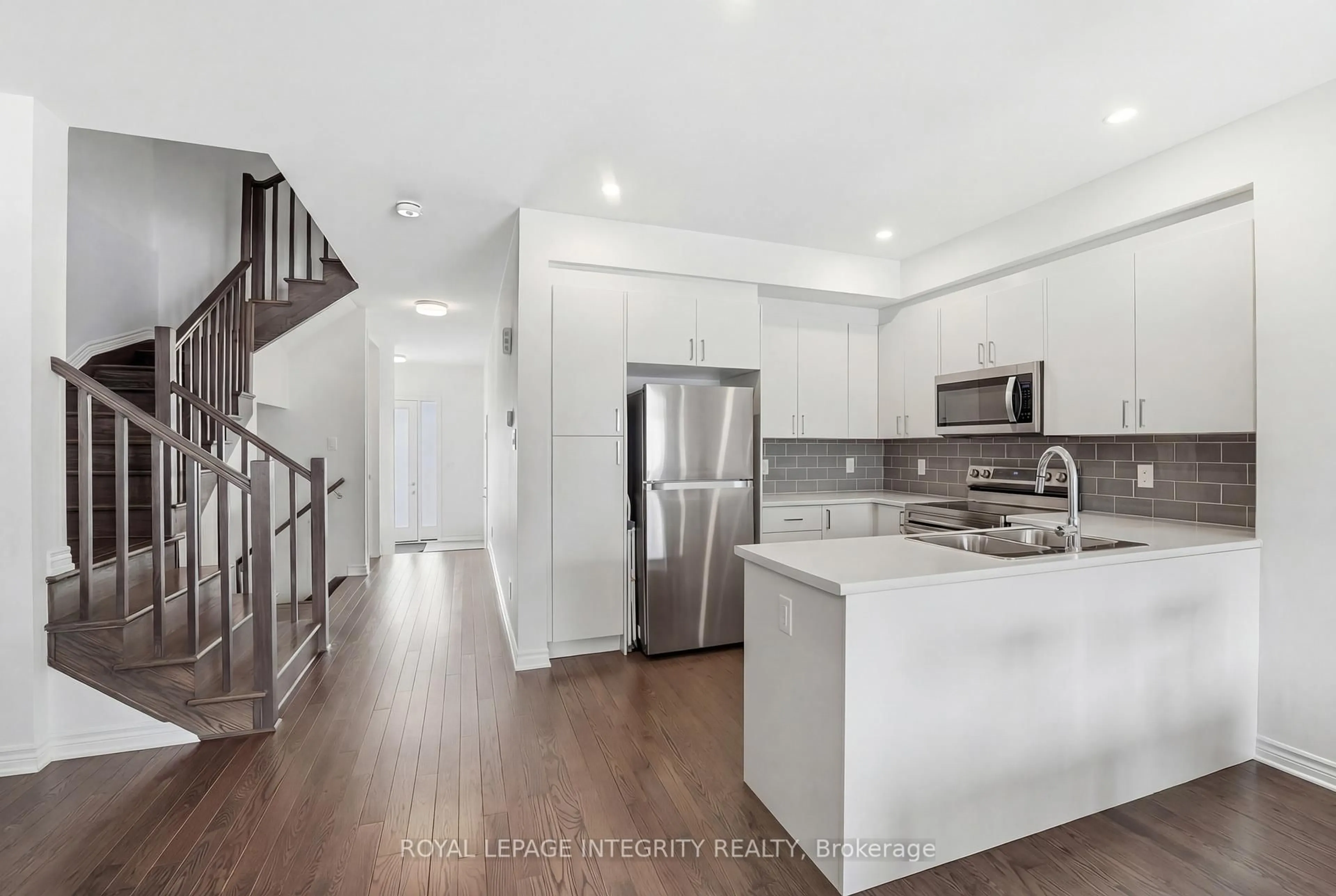 Open concept kitchen, unknown for 36 Jargeau Rd, Ottawa Ontario K1W 0S7