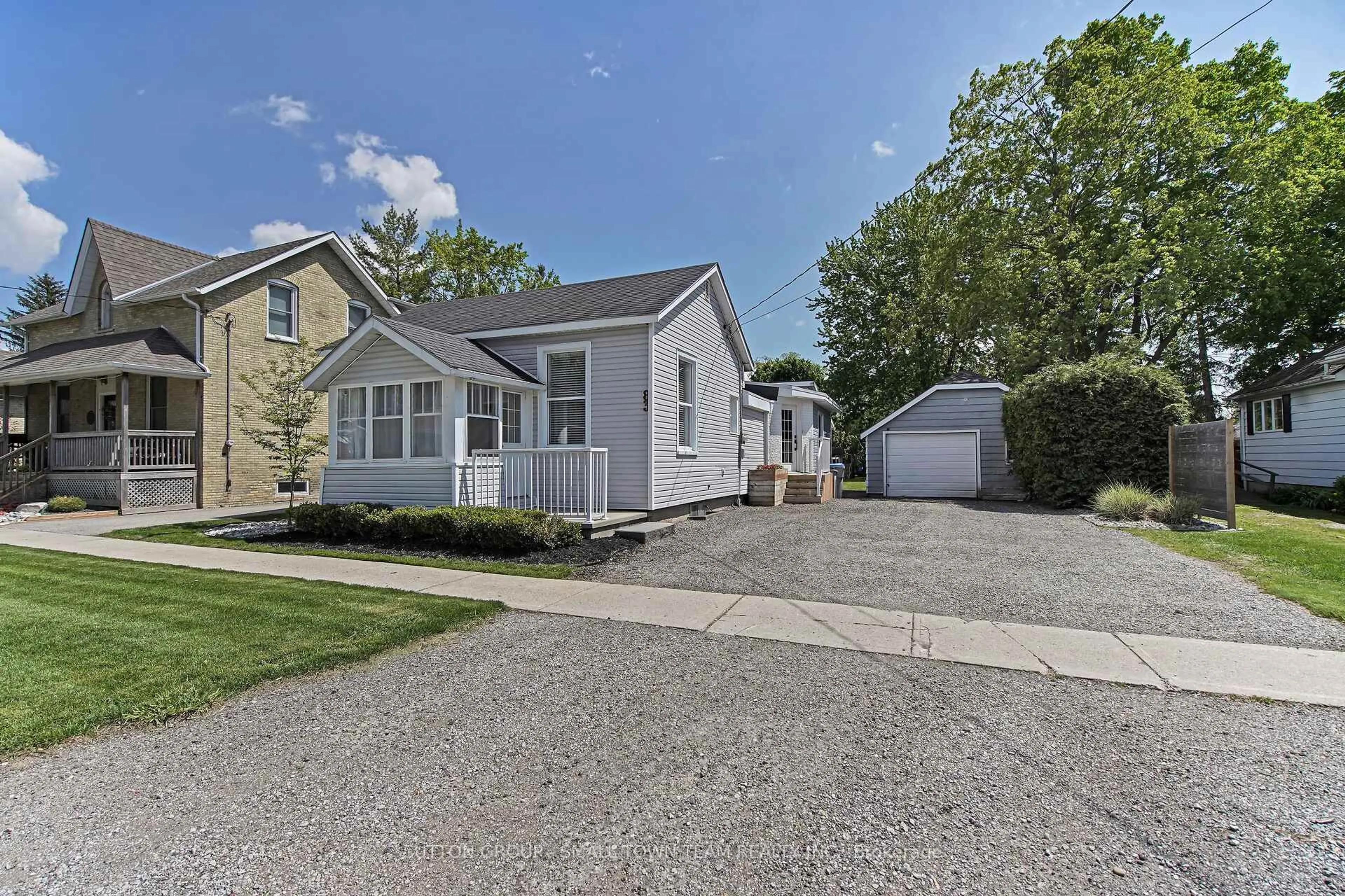 Unknown for 83 John St, South Huron Ontario N0M 1S1