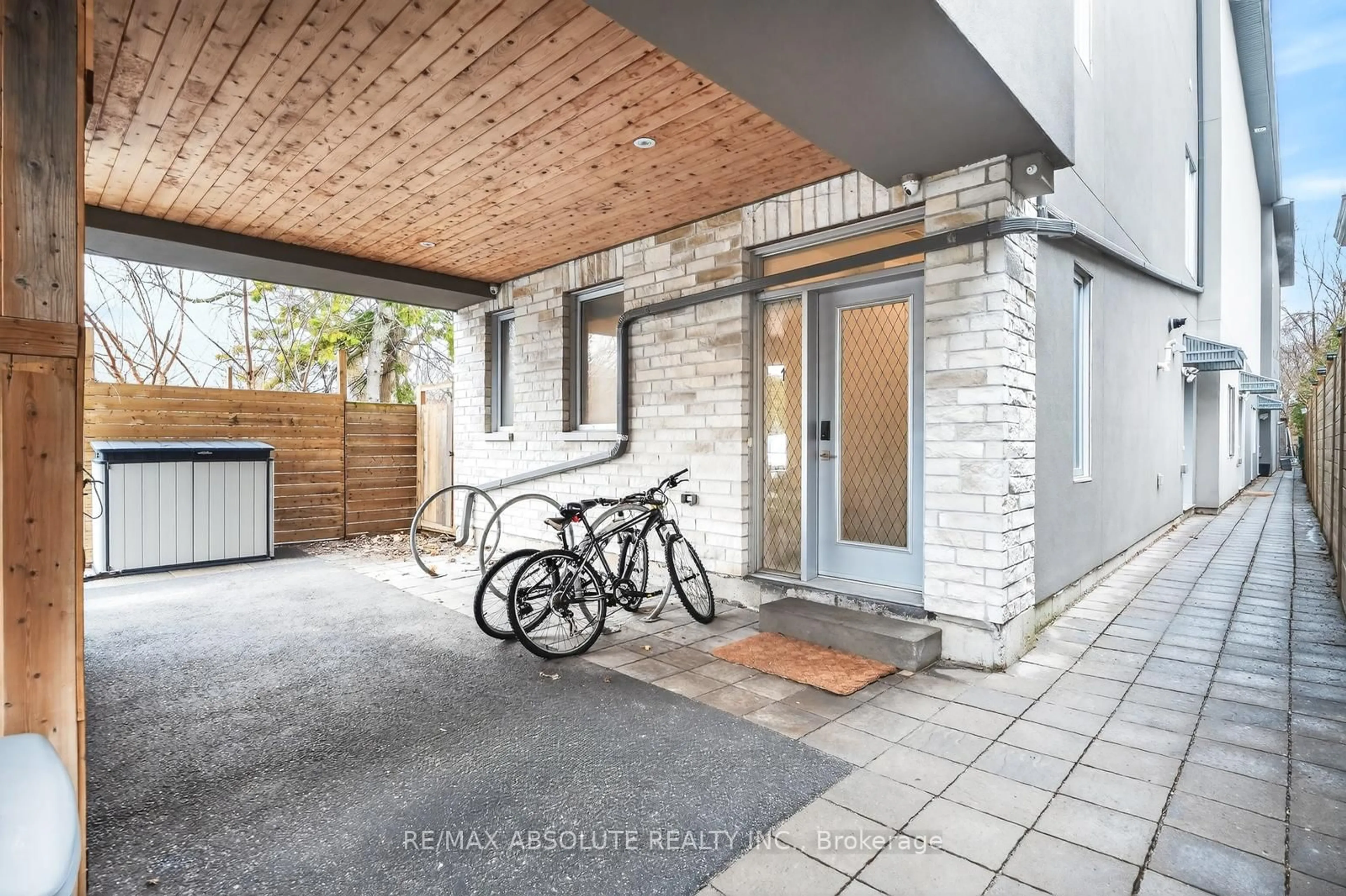 Unknown for 246 Westhaven Cres, Ottawa Ontario K1Z 7G3