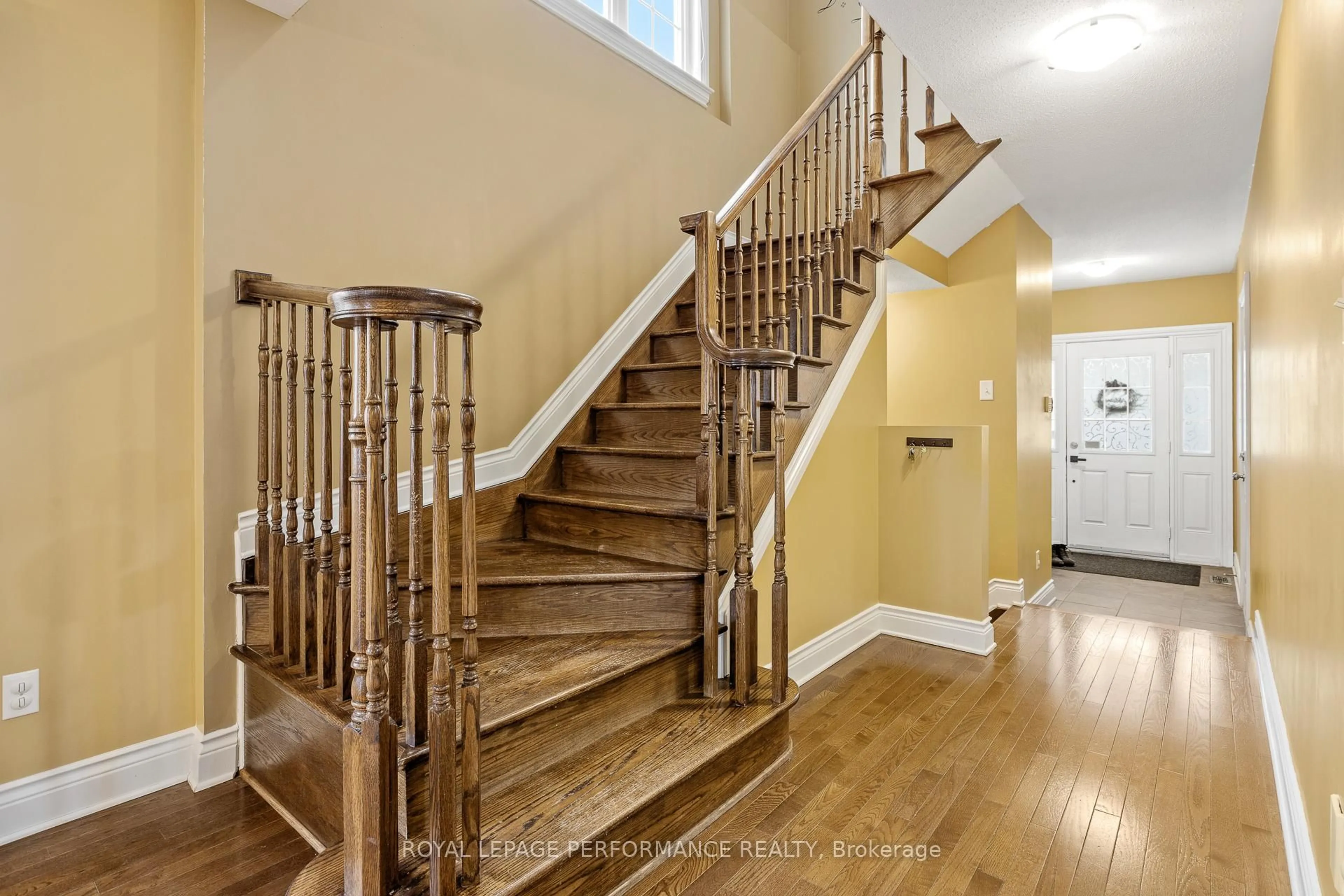 Unknown for 200 Idlewild Private, Ottawa Ontario K2J 0P4