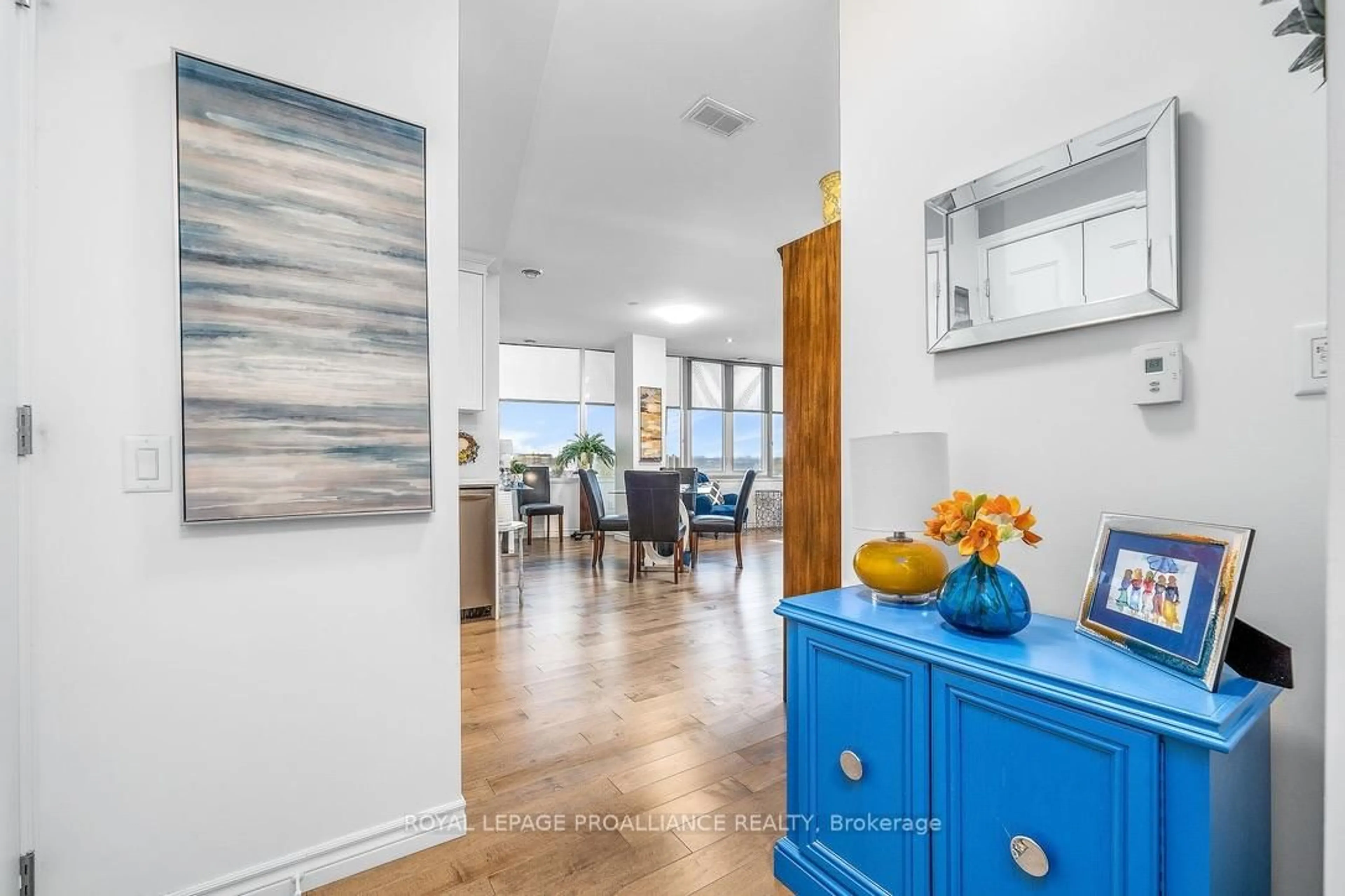 Indoor entryway for 199 Front St #514, Belleville Ontario K8N 5H5