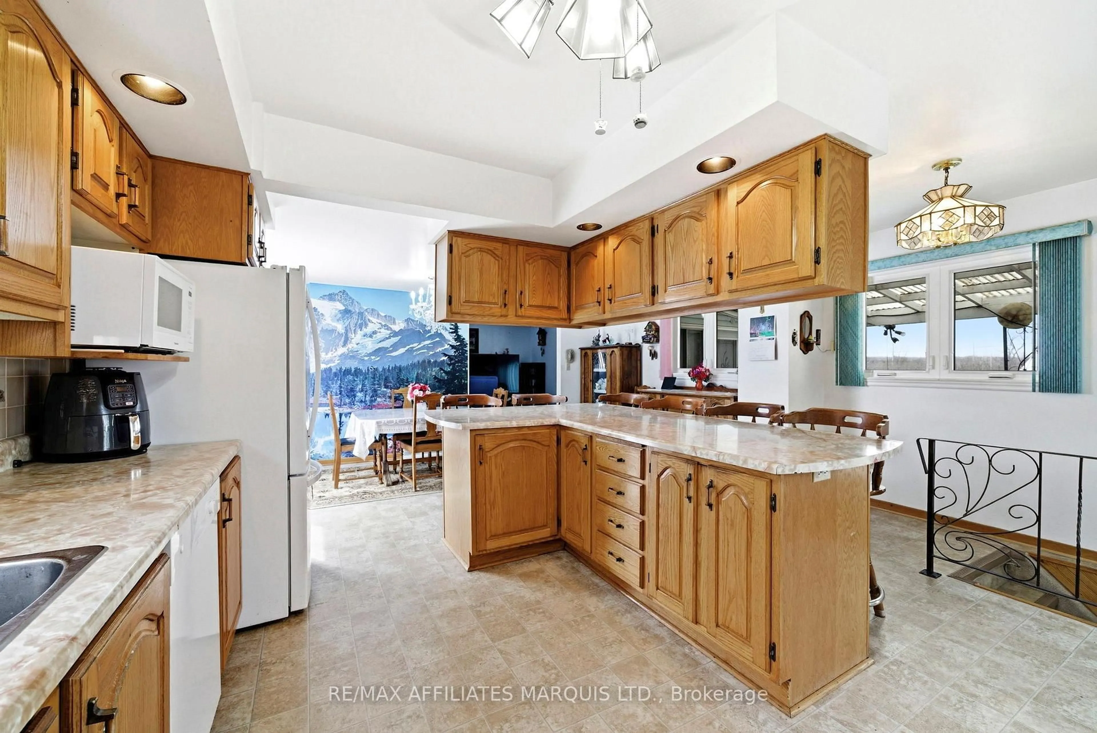 Open concept kitchen, ceramic/tile floor for 19140 Hay Rd, South Glengarry Ontario K0C 2E0