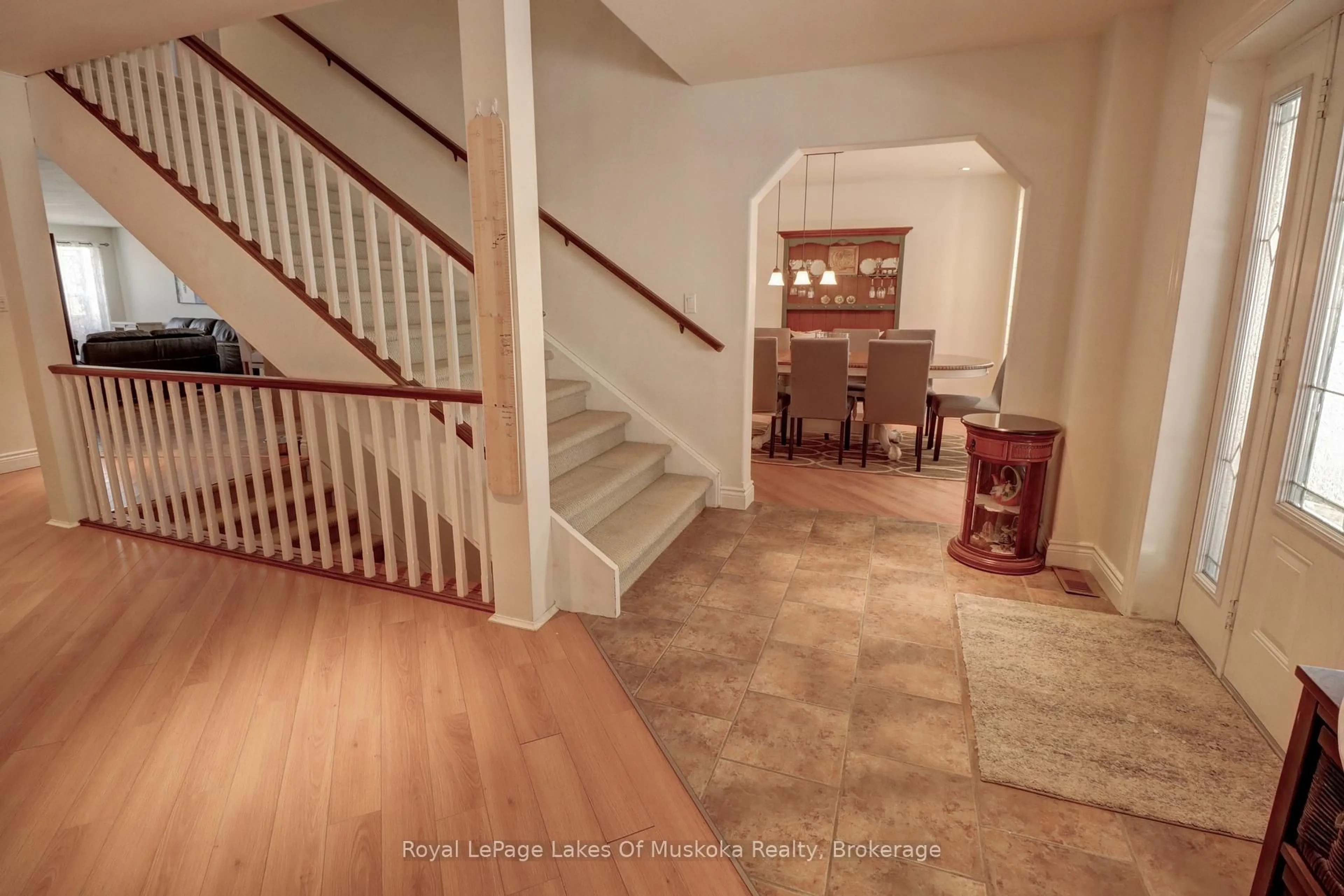 Unknown for 317 Falcon Rd, Huntsville Ontario P1H 1N3