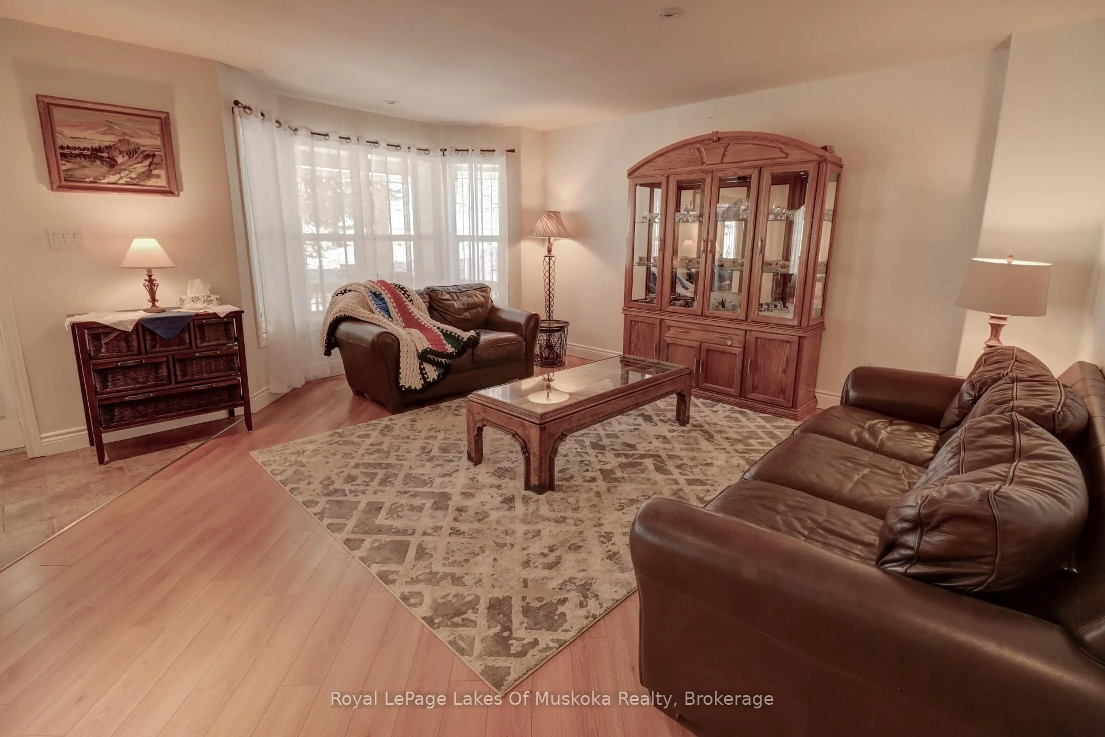 Living room with furniture, unknown for 317 Falcon Rd, Huntsville Ontario P1H 1N3