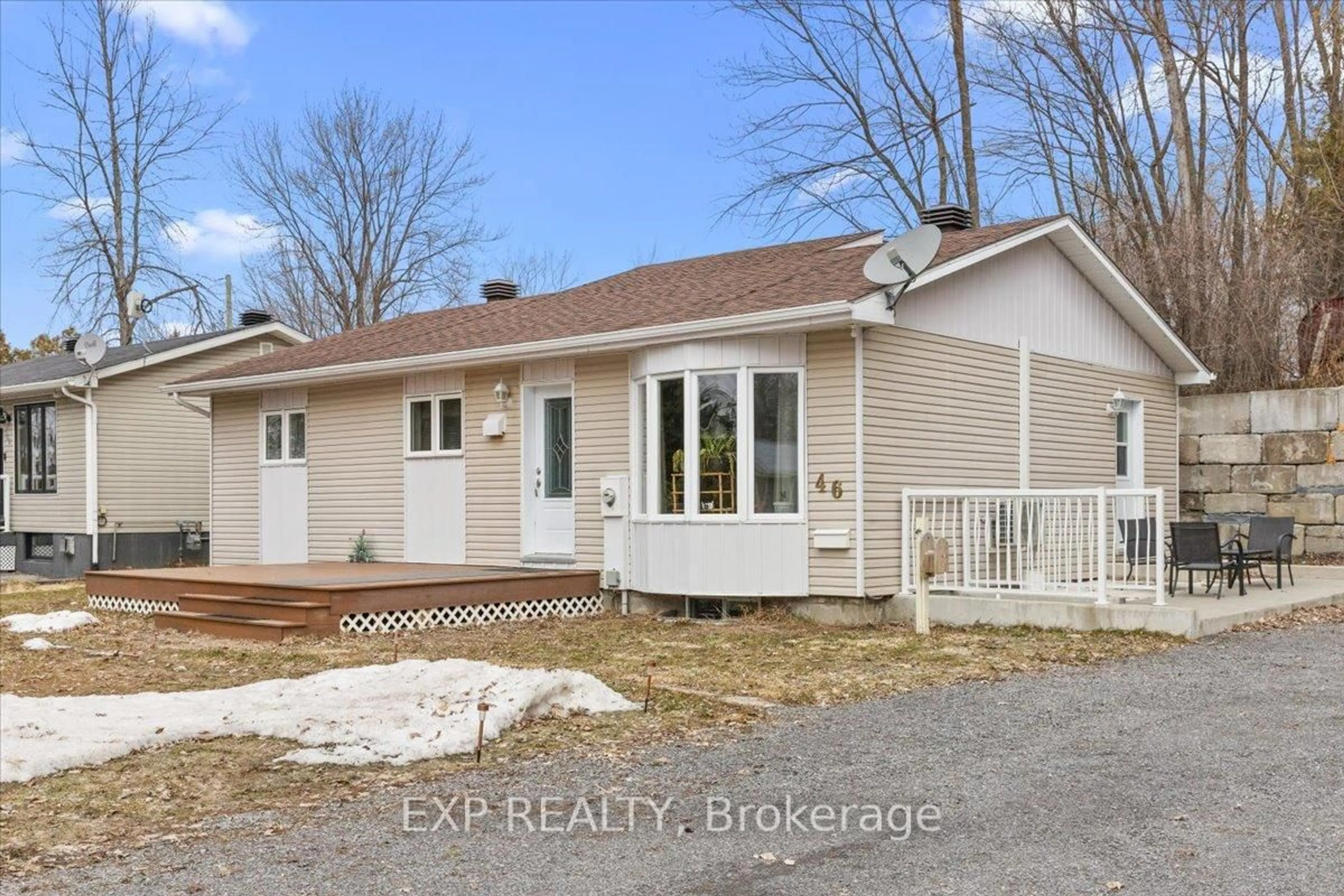 Home with vinyl exterior material, street for 46 Dufour St, Champlain Ontario K0B 1K0