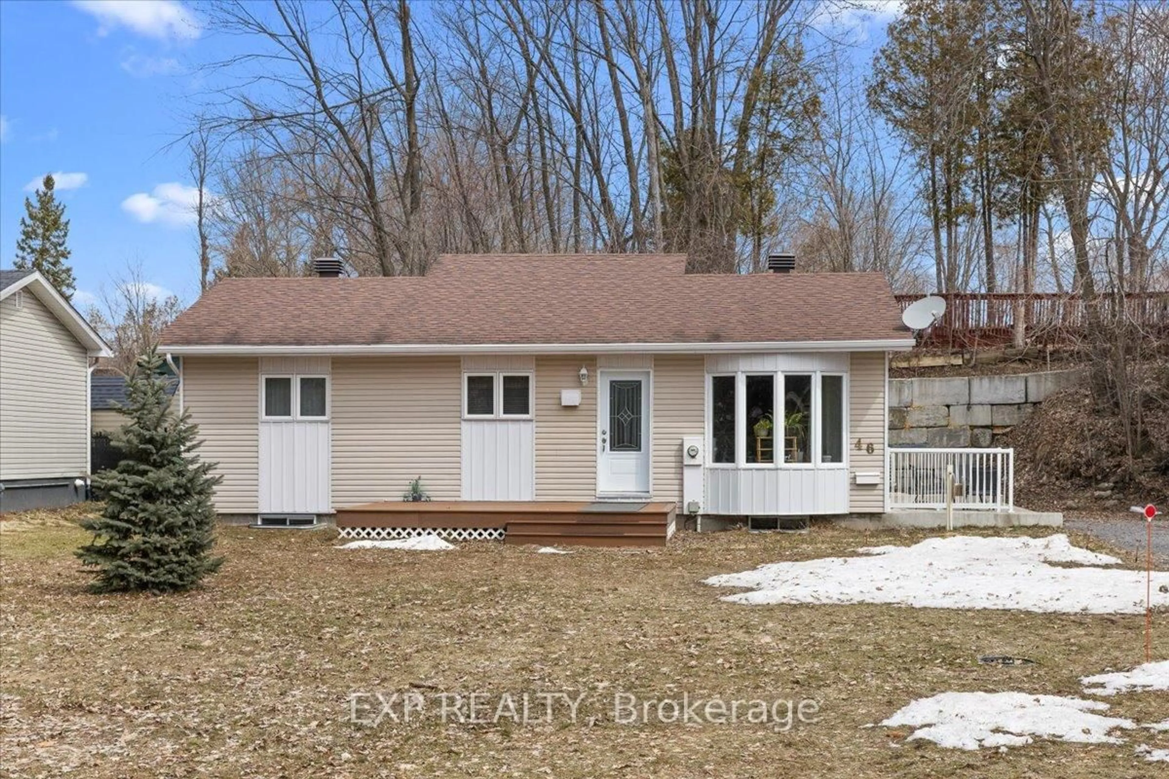 Home with vinyl exterior material, street for 46 Dufour St, Champlain Ontario K0B 1K0