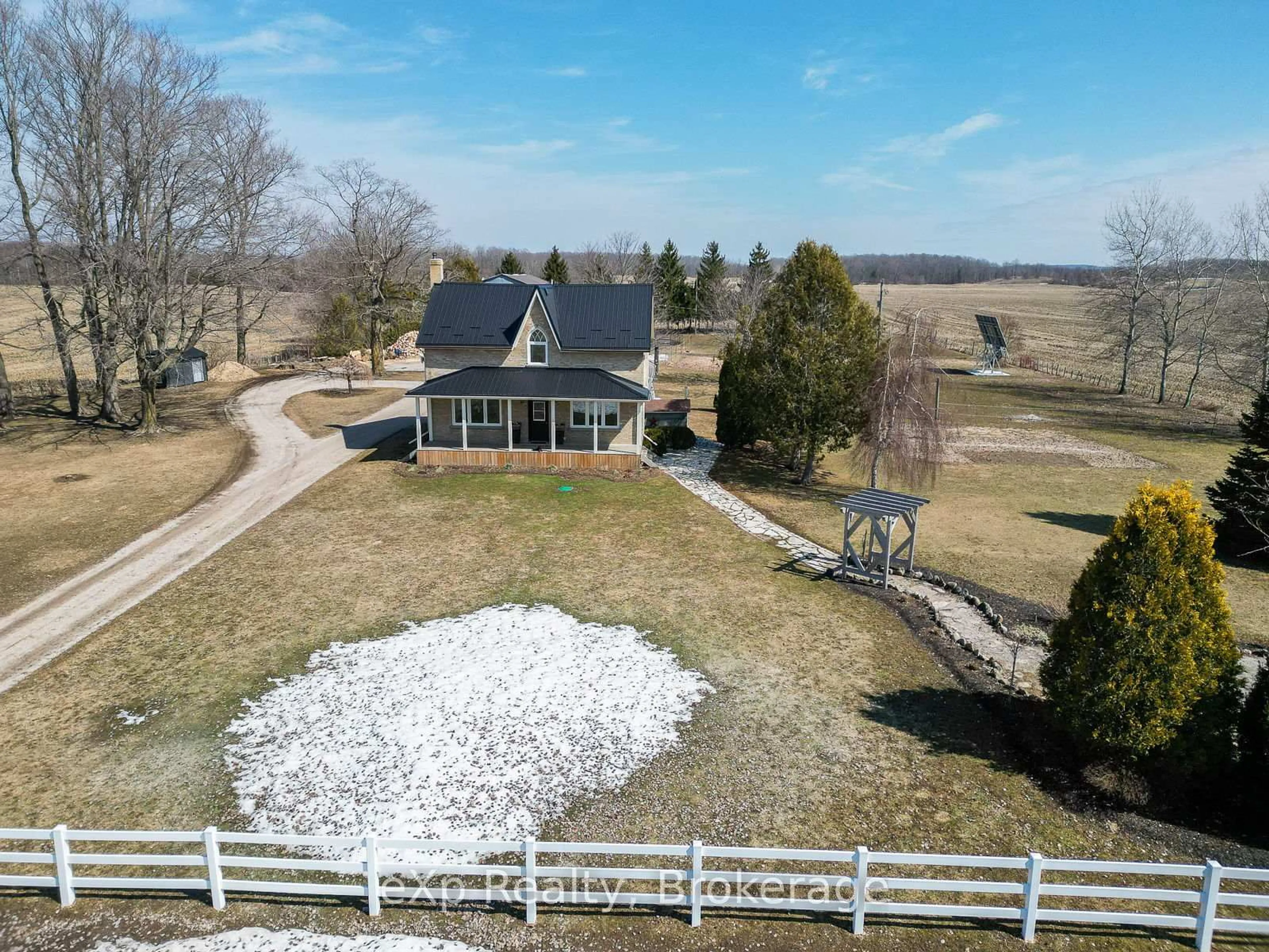 A pic from outside/outdoor area/front of a property/back of a property/a pic from drone, unknown for 55163 Concession Road 12, Chatsworth Ontario N0G 1L0