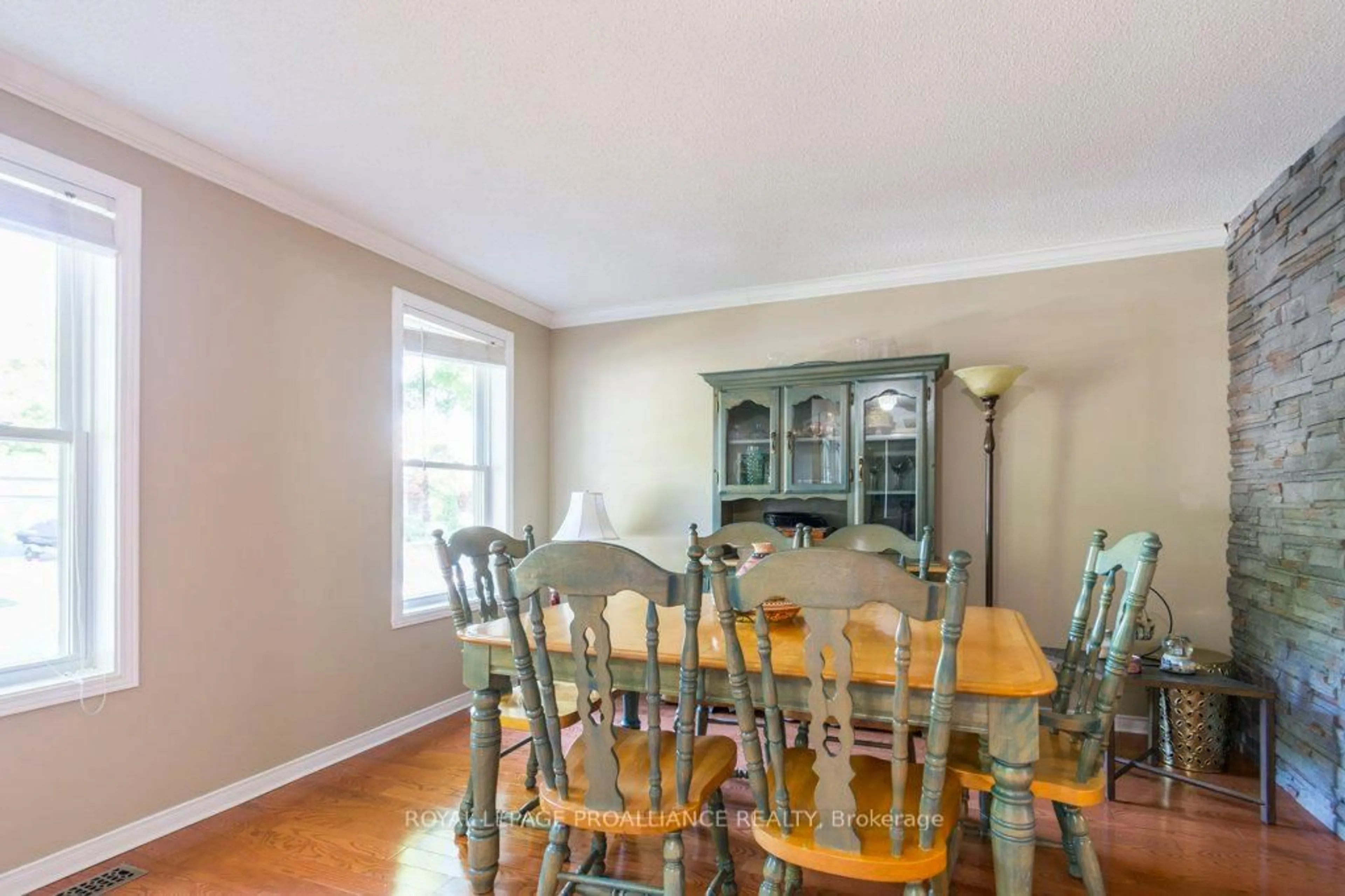 Dining room, wood/laminate floor for 1 Simmons Crt, Quinte West Ontario K8V 6M9