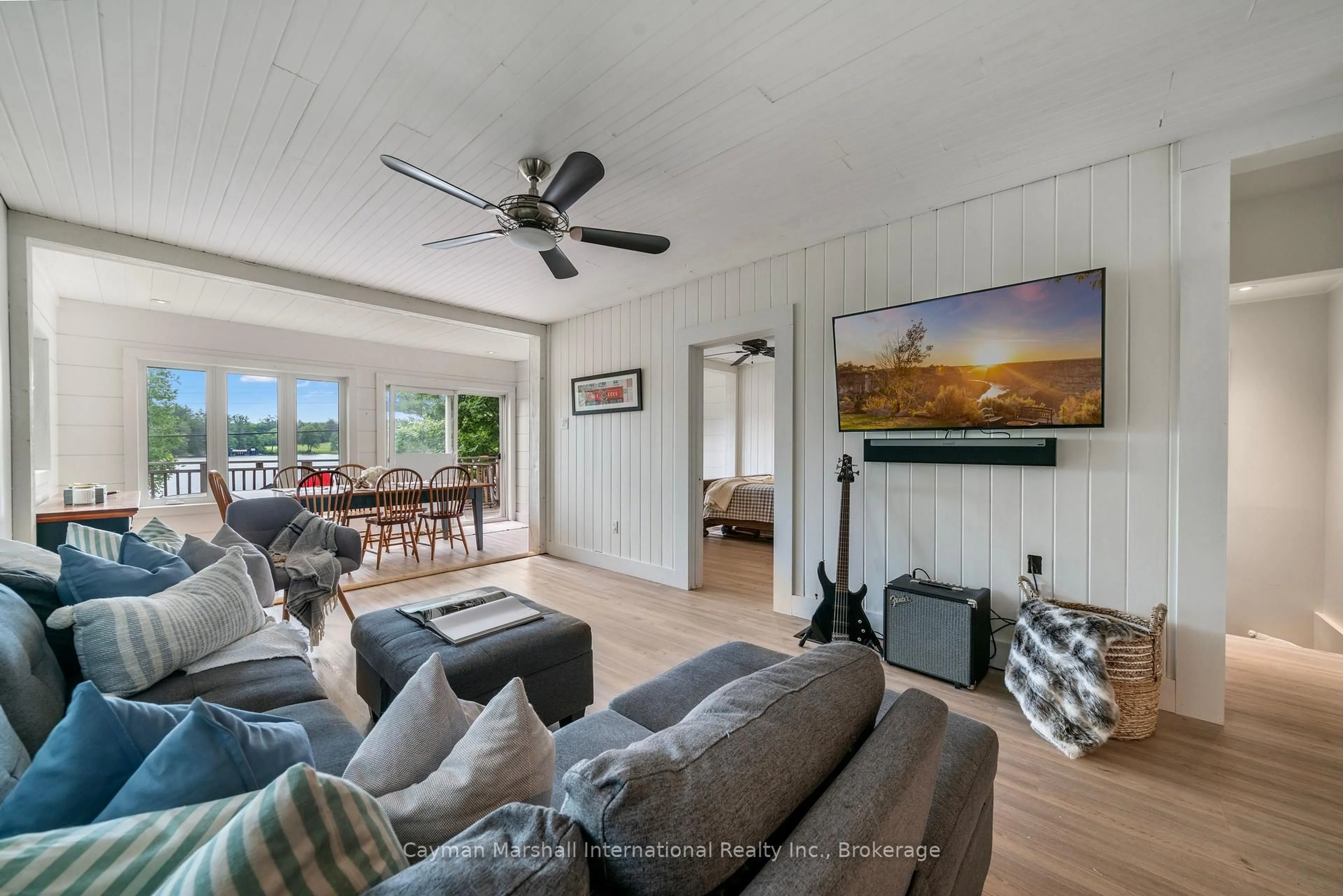 Living room with furniture, unknown for 1106 Beaumaris Rd, Muskoka Lakes Ontario P1L 0M8