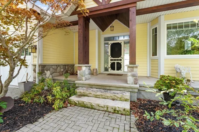 3585 Yacht Harbour Rd, Fort Erie 2