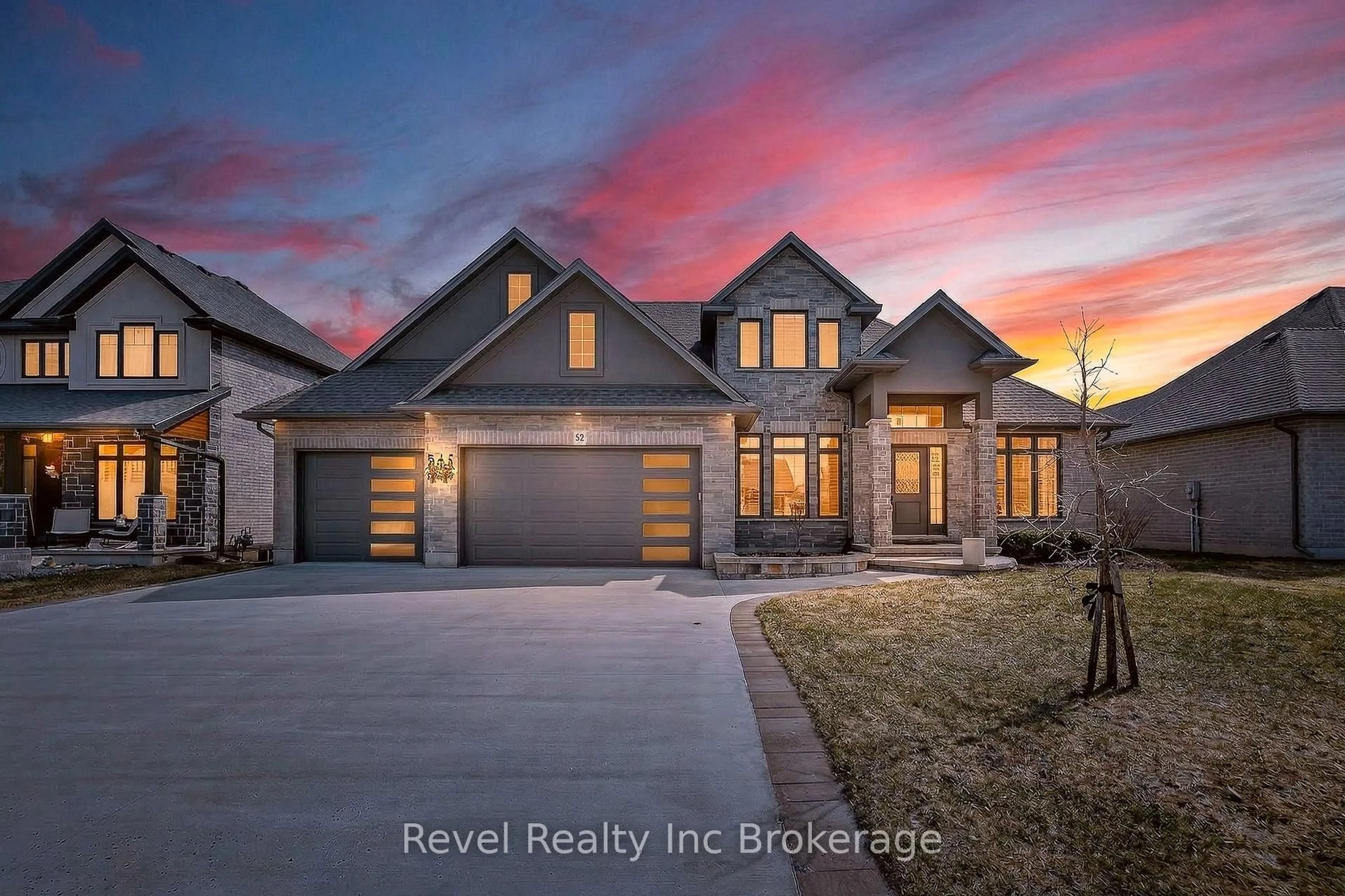 Home with brick exterior material, street for 82 Graydon Dr, South-West Oxford Ontario N0J 1N0
