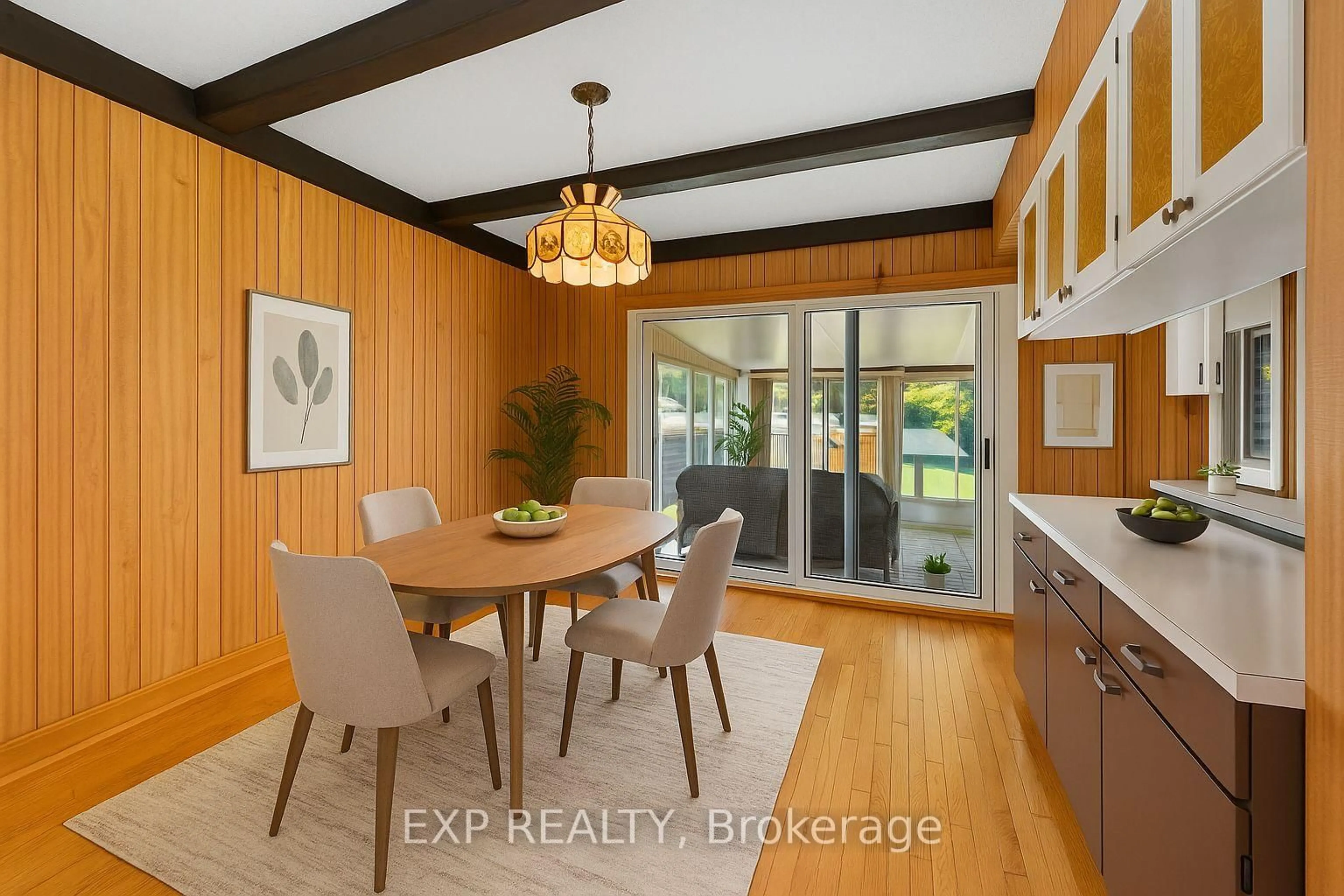 Dining room, wood/laminate floor for 5904 Prospect St, Niagara Falls Ontario L2G 1G8