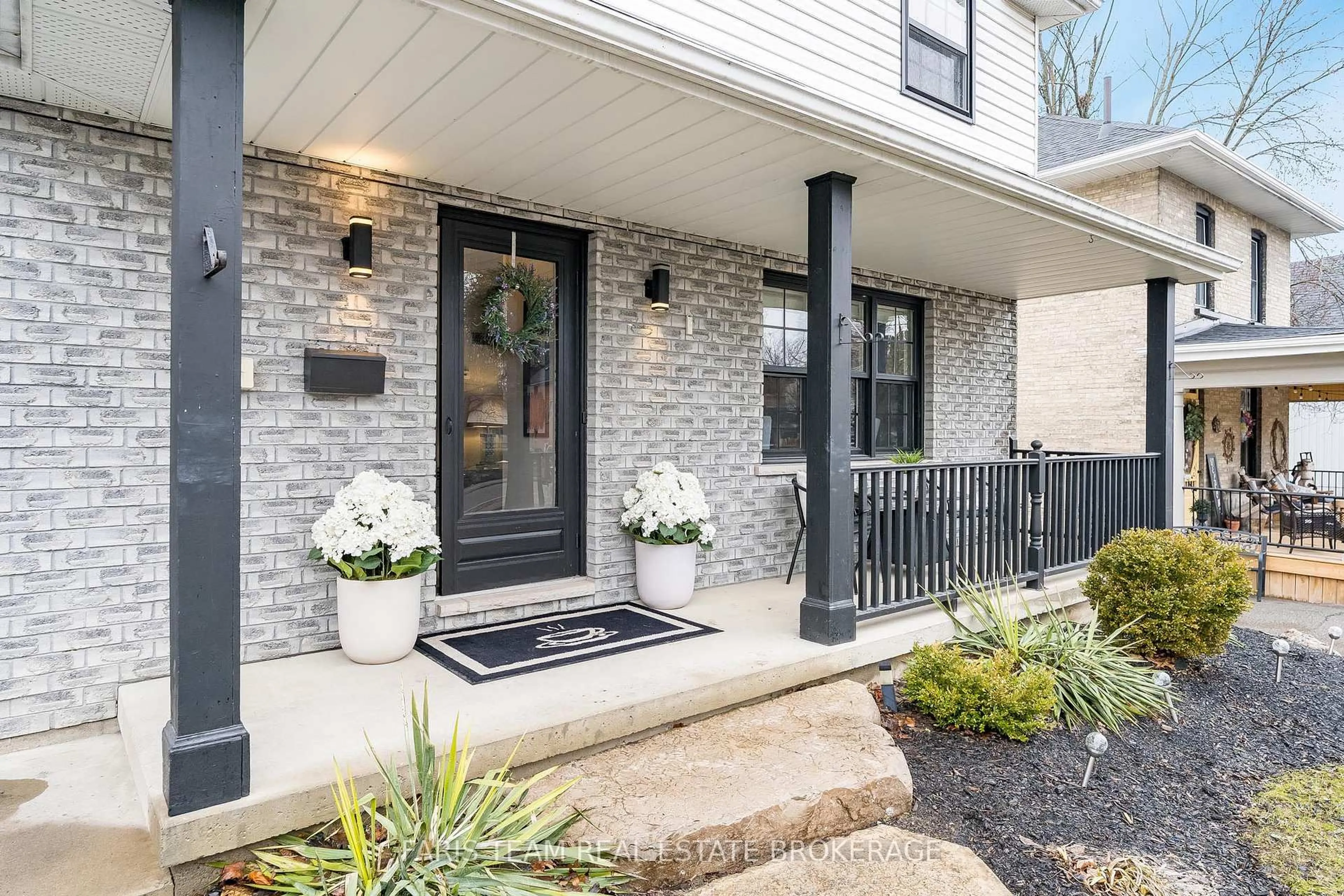 Home with brick exterior material, street for 44 Regent St, Kawartha Lakes Ontario K9V 3V2