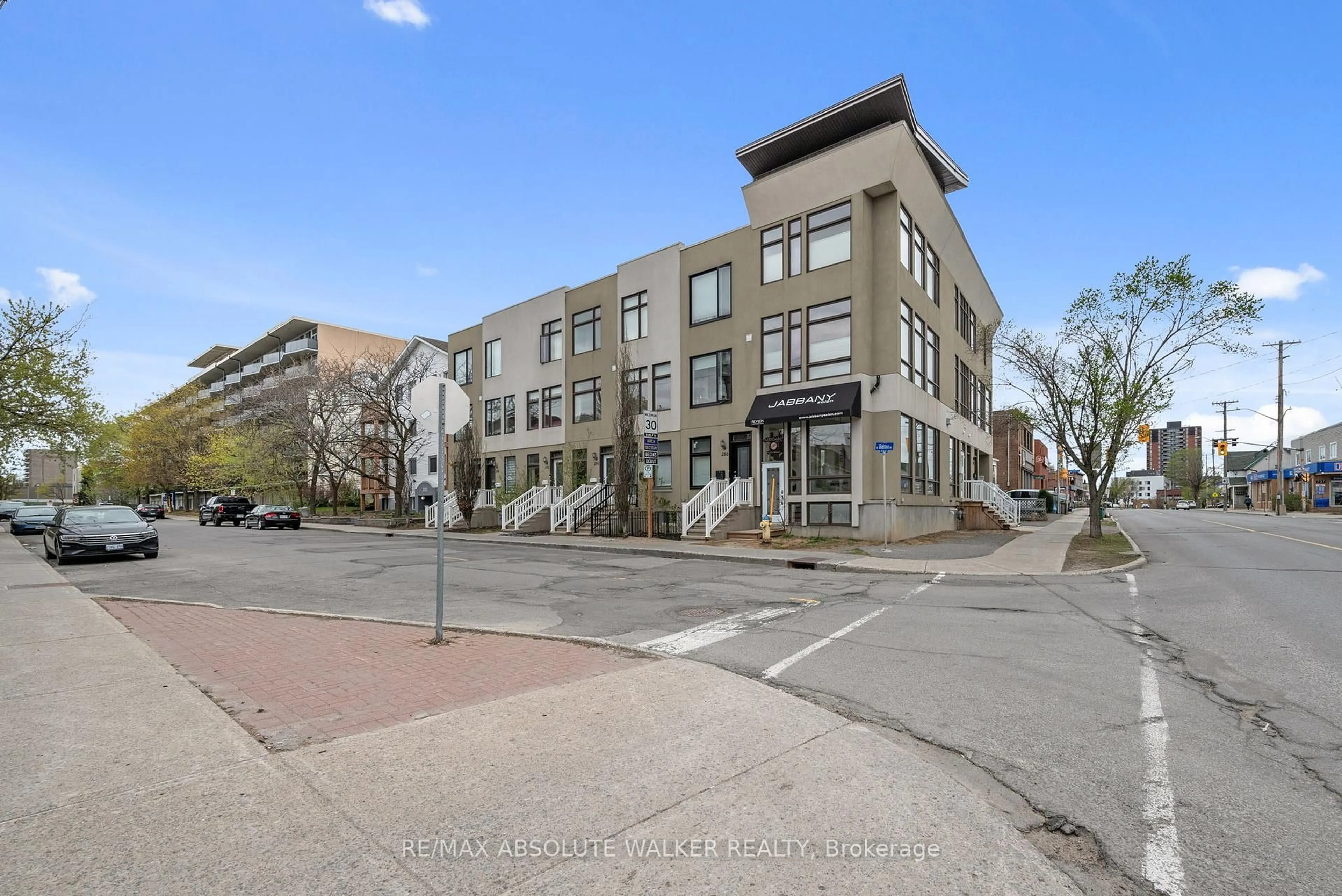 Unknown for 286 Cambridge Street Ave, Ottawa Ontario K1R 6X5