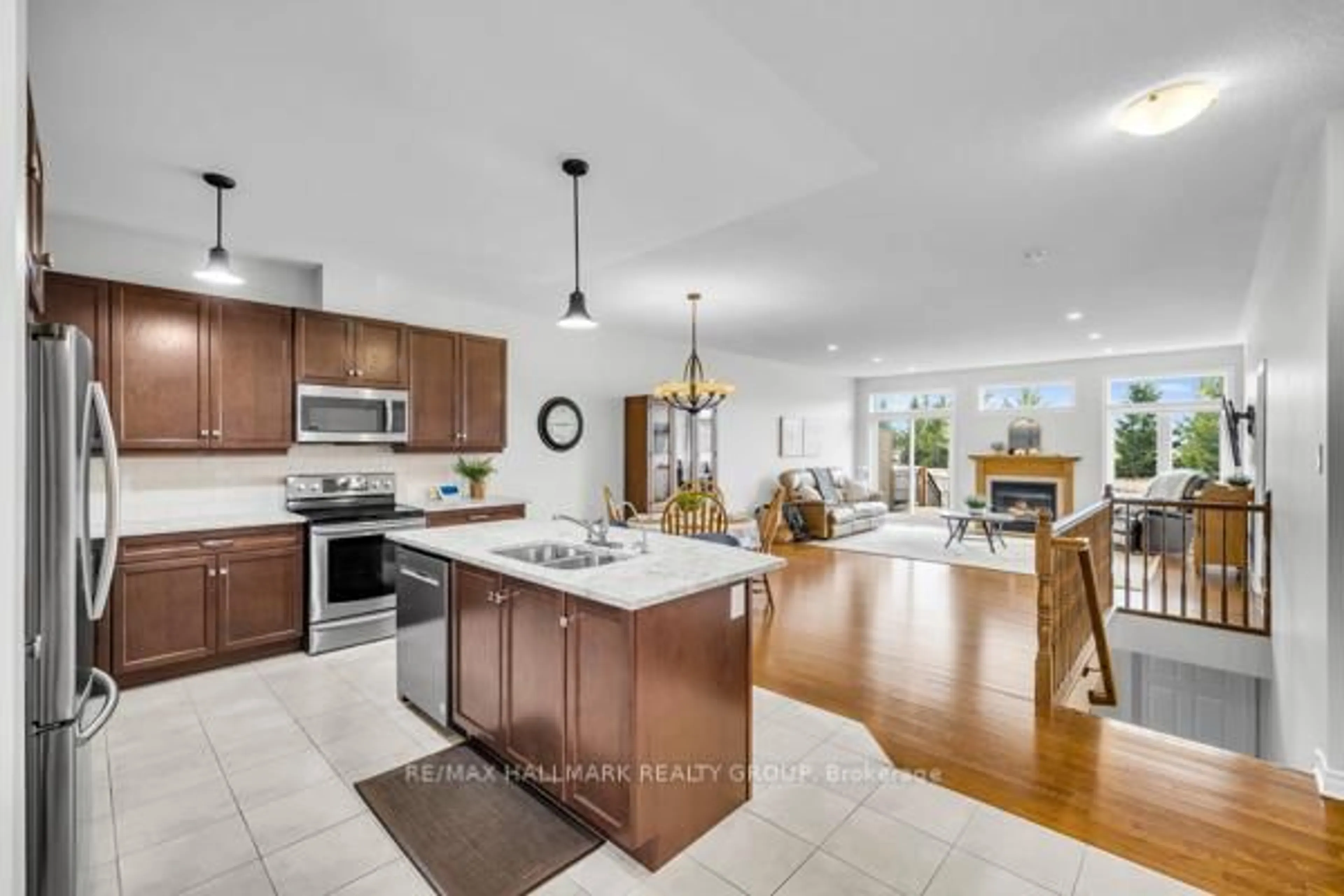 Open concept kitchen, ceramic/tile floor for 108 Blackhorse Dr, North Grenville Ontario K0G 1J0