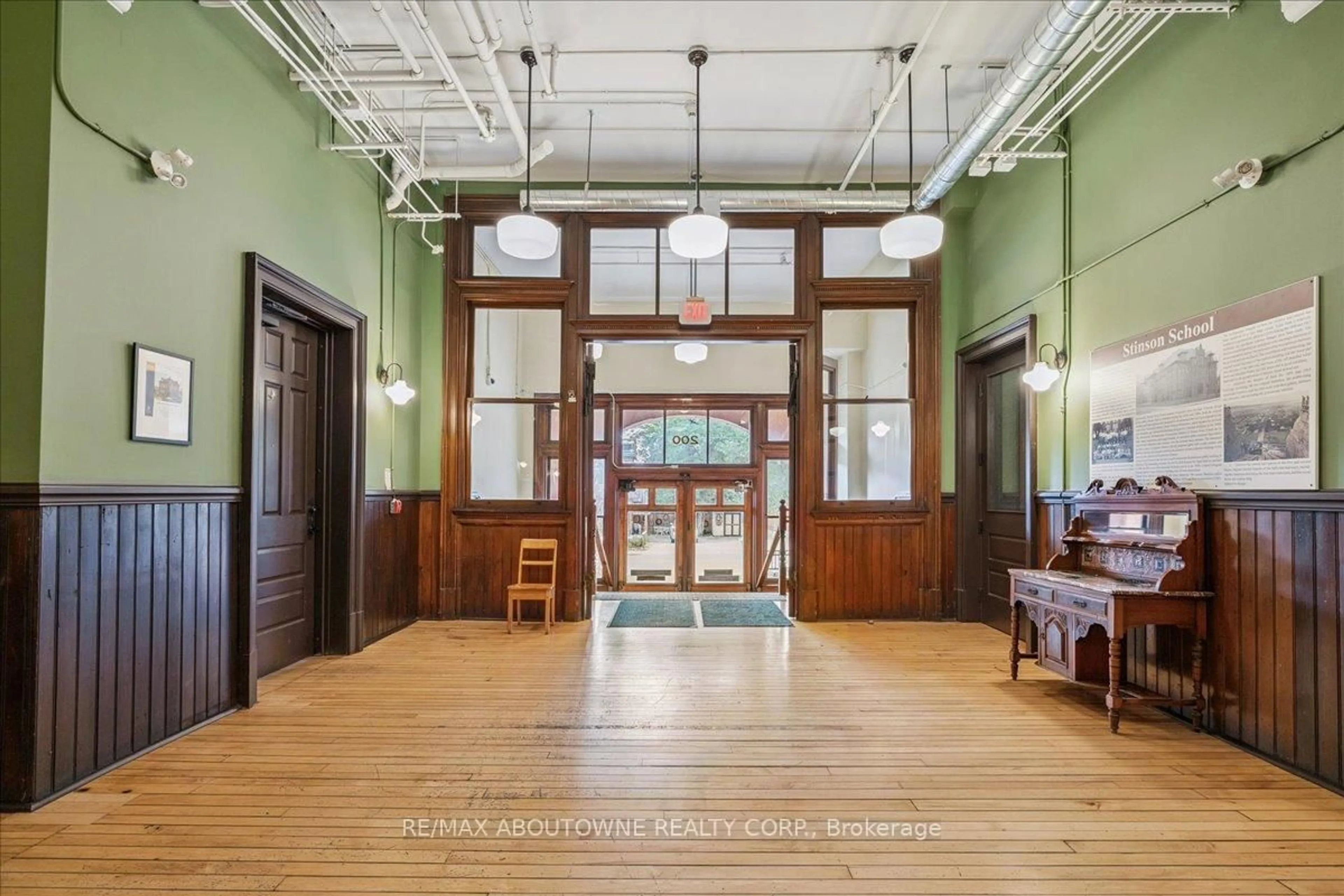 Indoor foyer for 200 Stinson St #110, Hamilton Ontario L8N 4J5