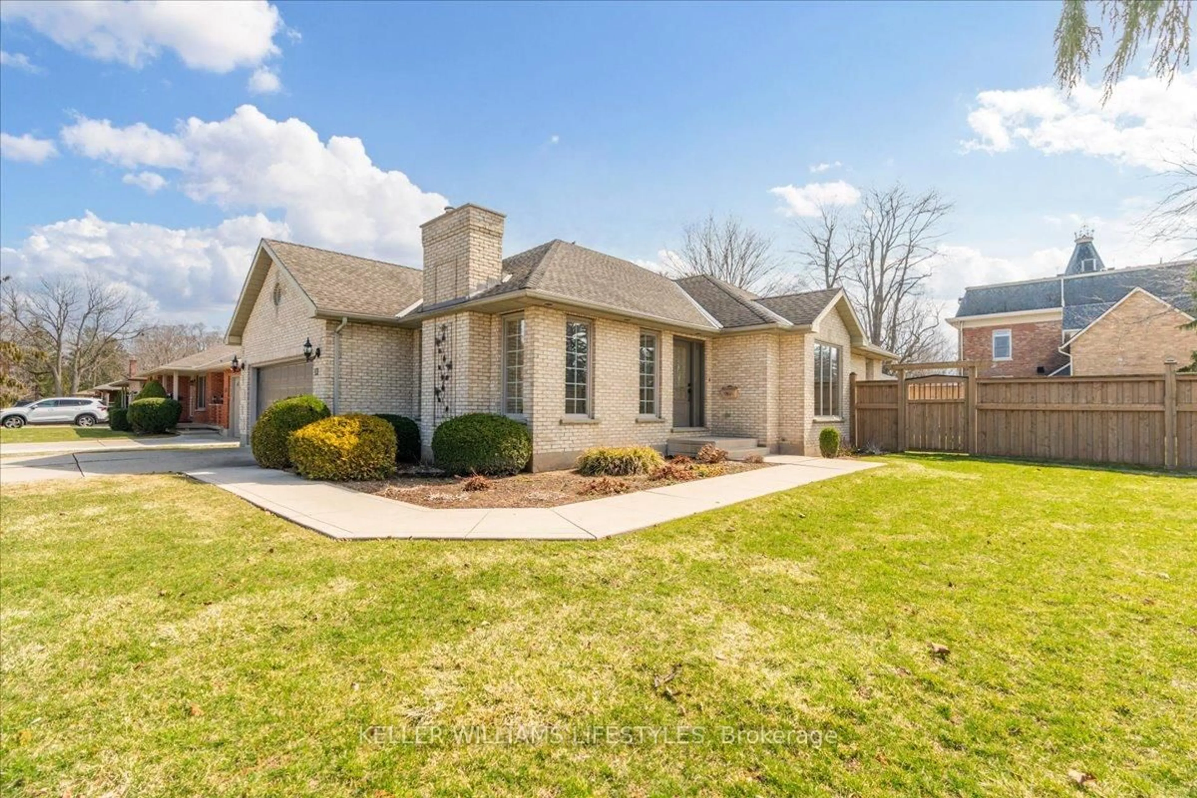 Home with brick exterior material, street for 20 Treadwell St, Aylmer Ontario N5H 3B5