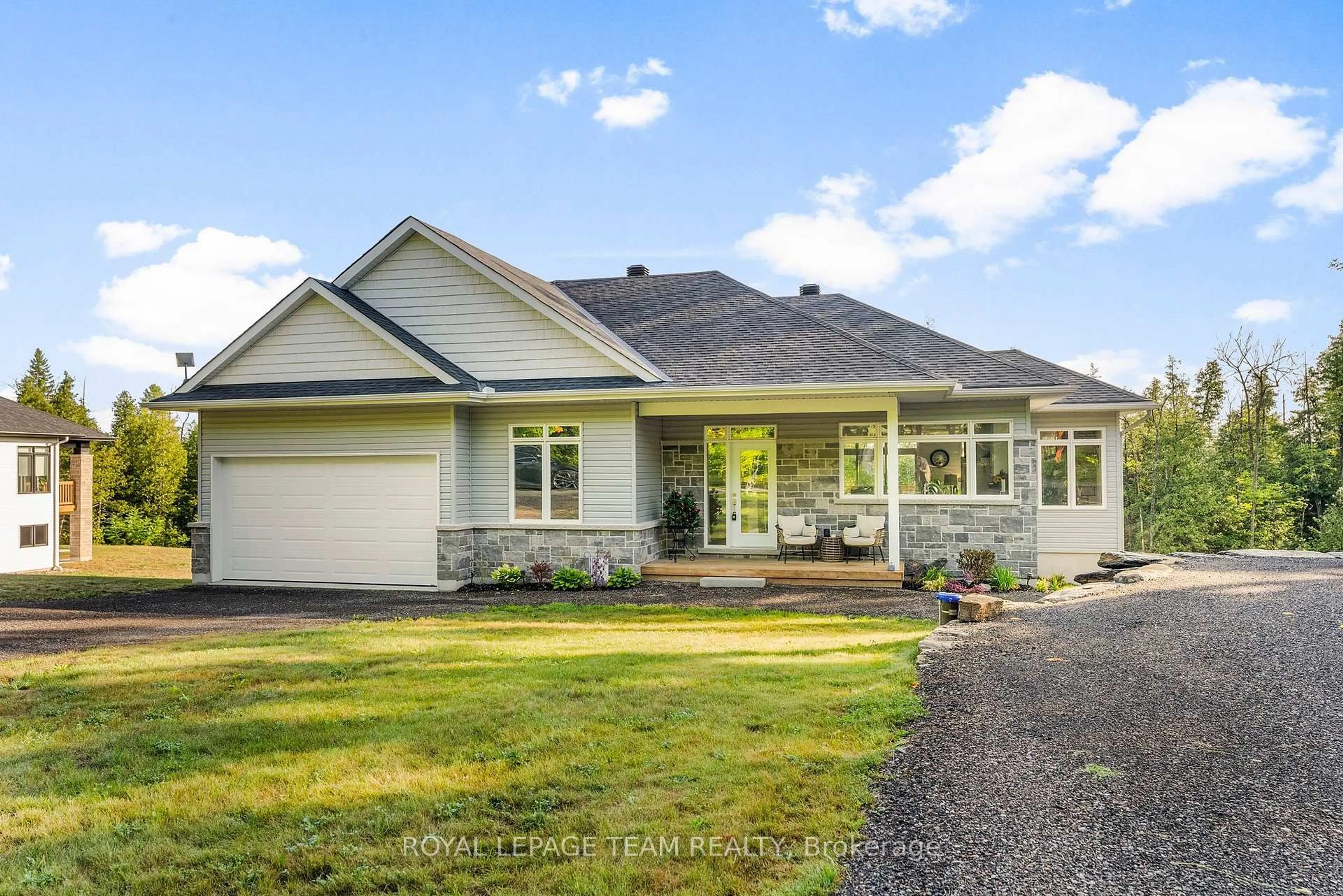 Home with vinyl exterior material, street for 44 Morning Flight Crt, Calabogie Ontario K0J 1H0