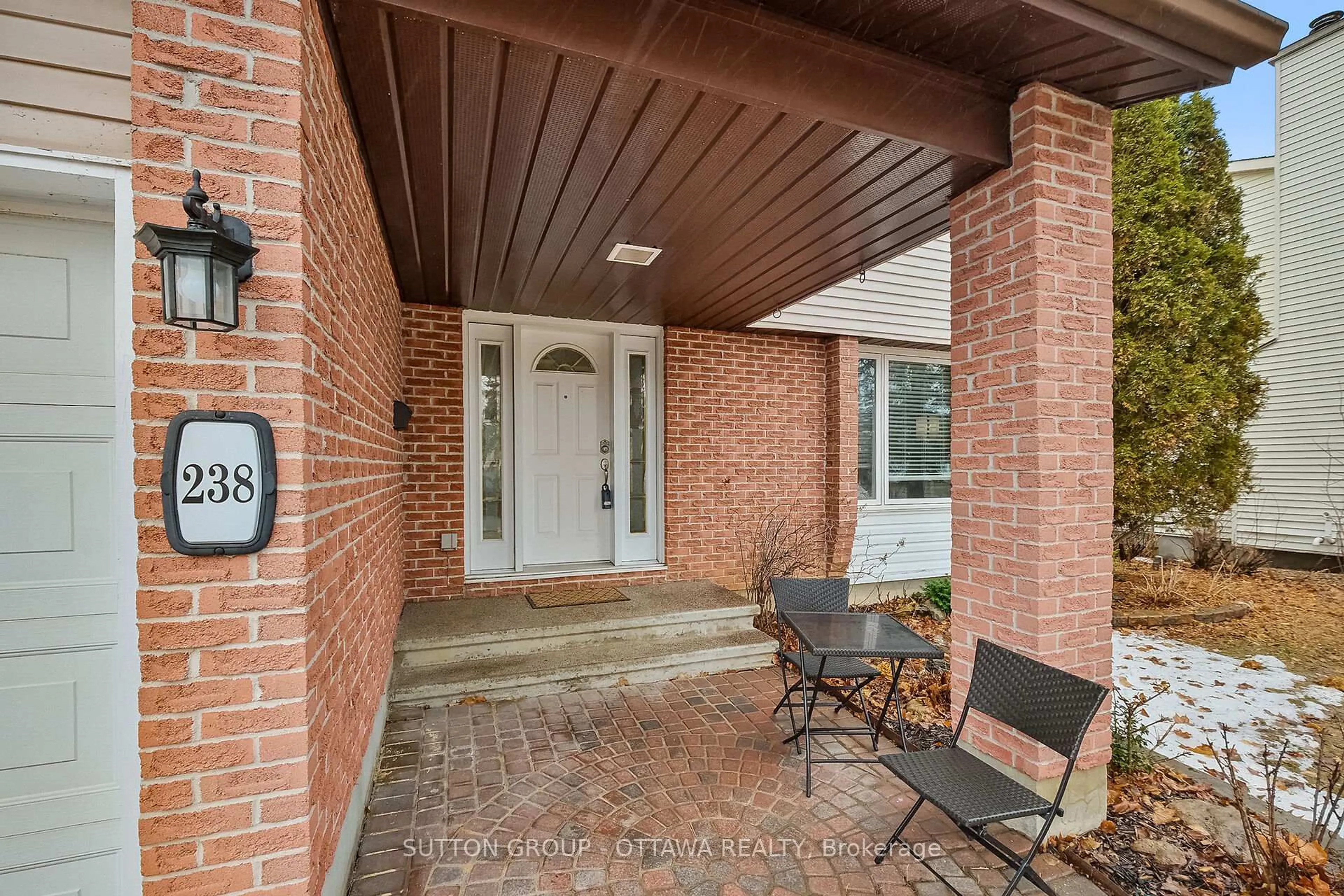 Unknown for 238 Park Grove Dr, Ottawa Ontario K1E 2T1
