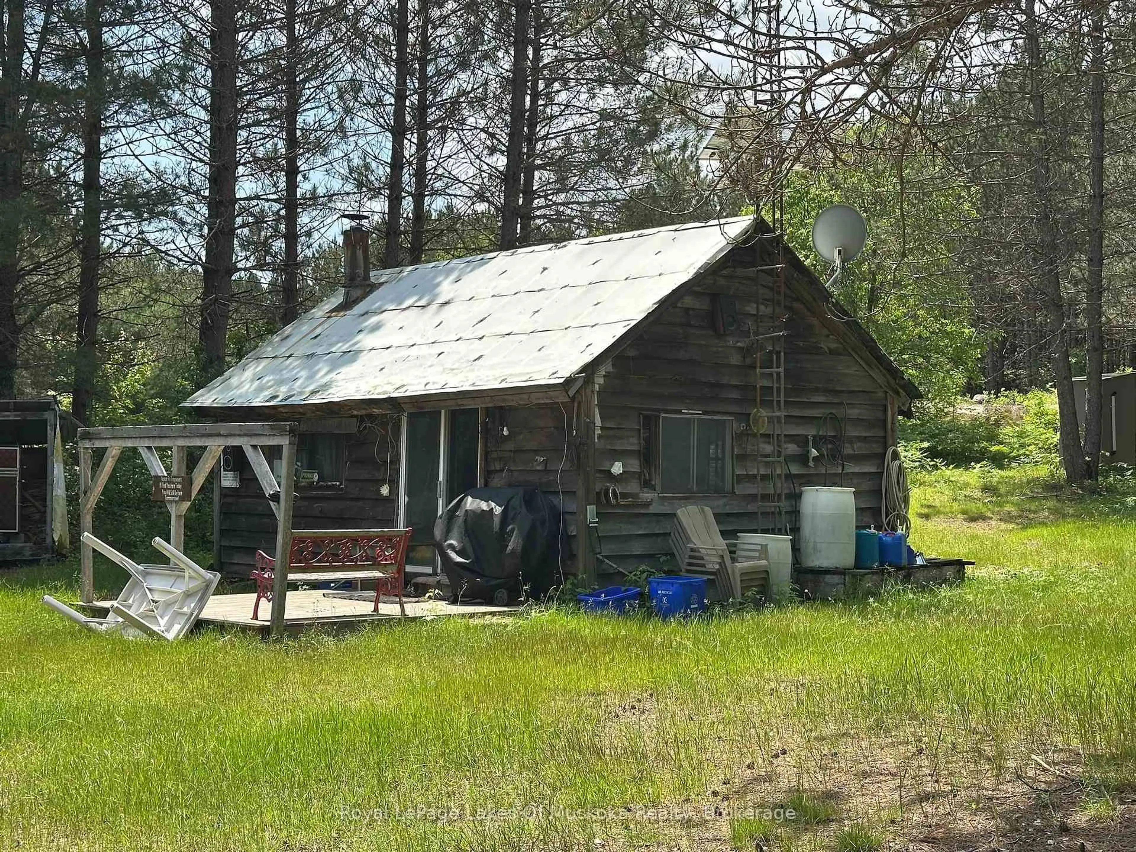 Shed for 1958 518 Highway, McMurrich/Monteith Ontario P0A 1Y0