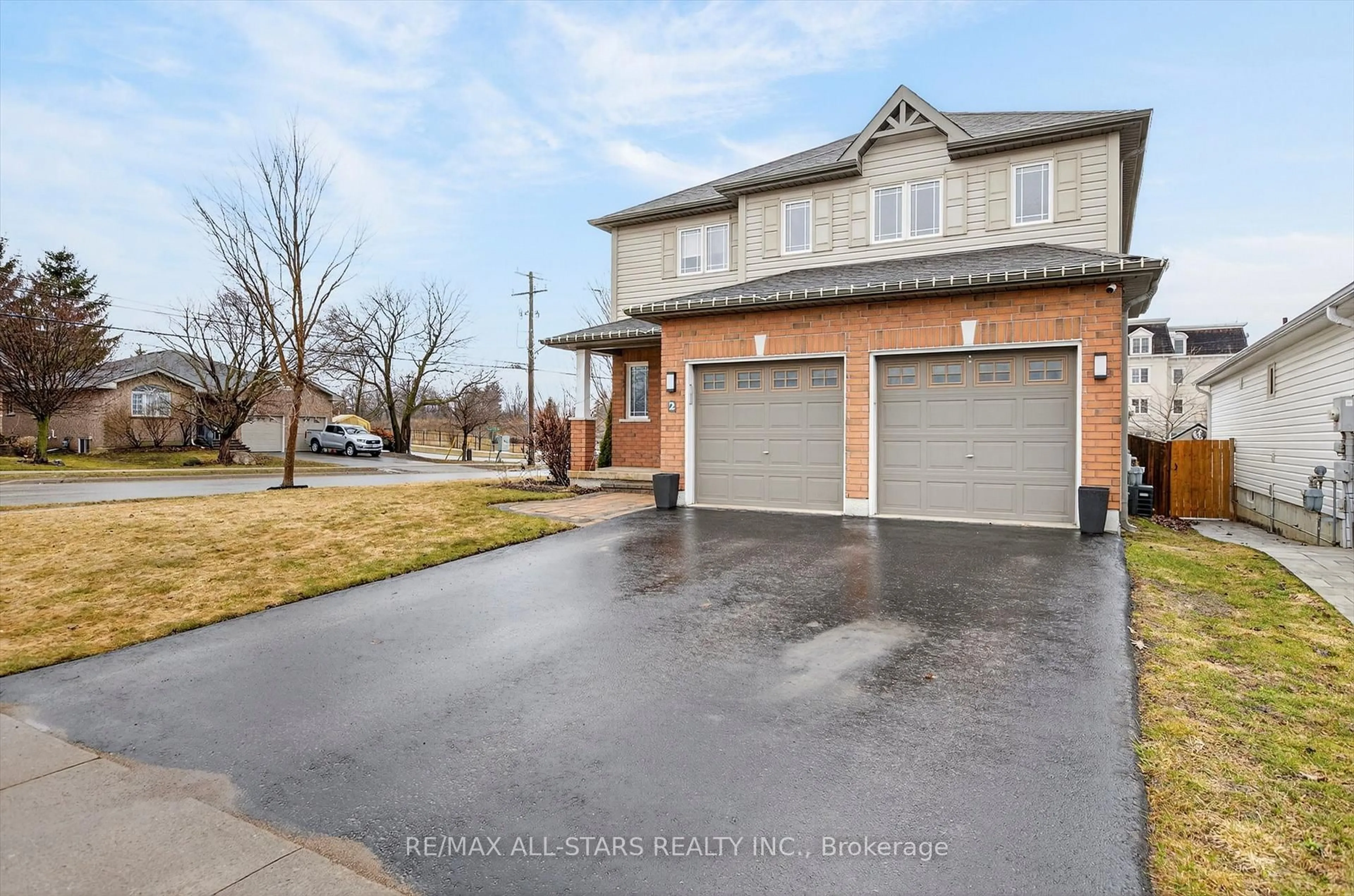 Home with brick exterior material, street for 2 Lisbeth Cres, Kawartha Lakes Ontario K9V 0C9