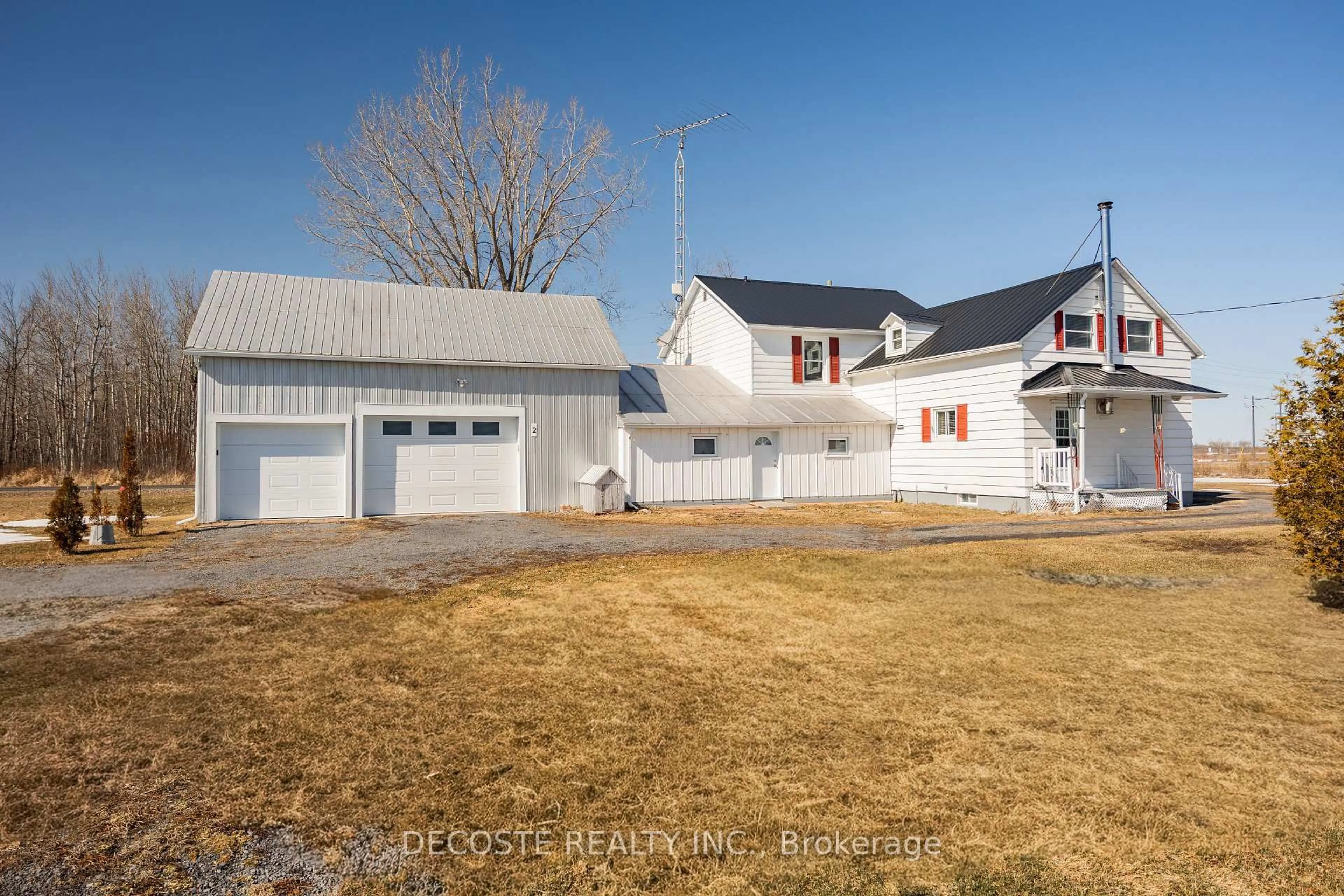 A pic from outside/outdoor area/front of a property/back of a property/a pic from drone, street for 21930 Menard Rd, North Glengarry Ontario K0B 1H0