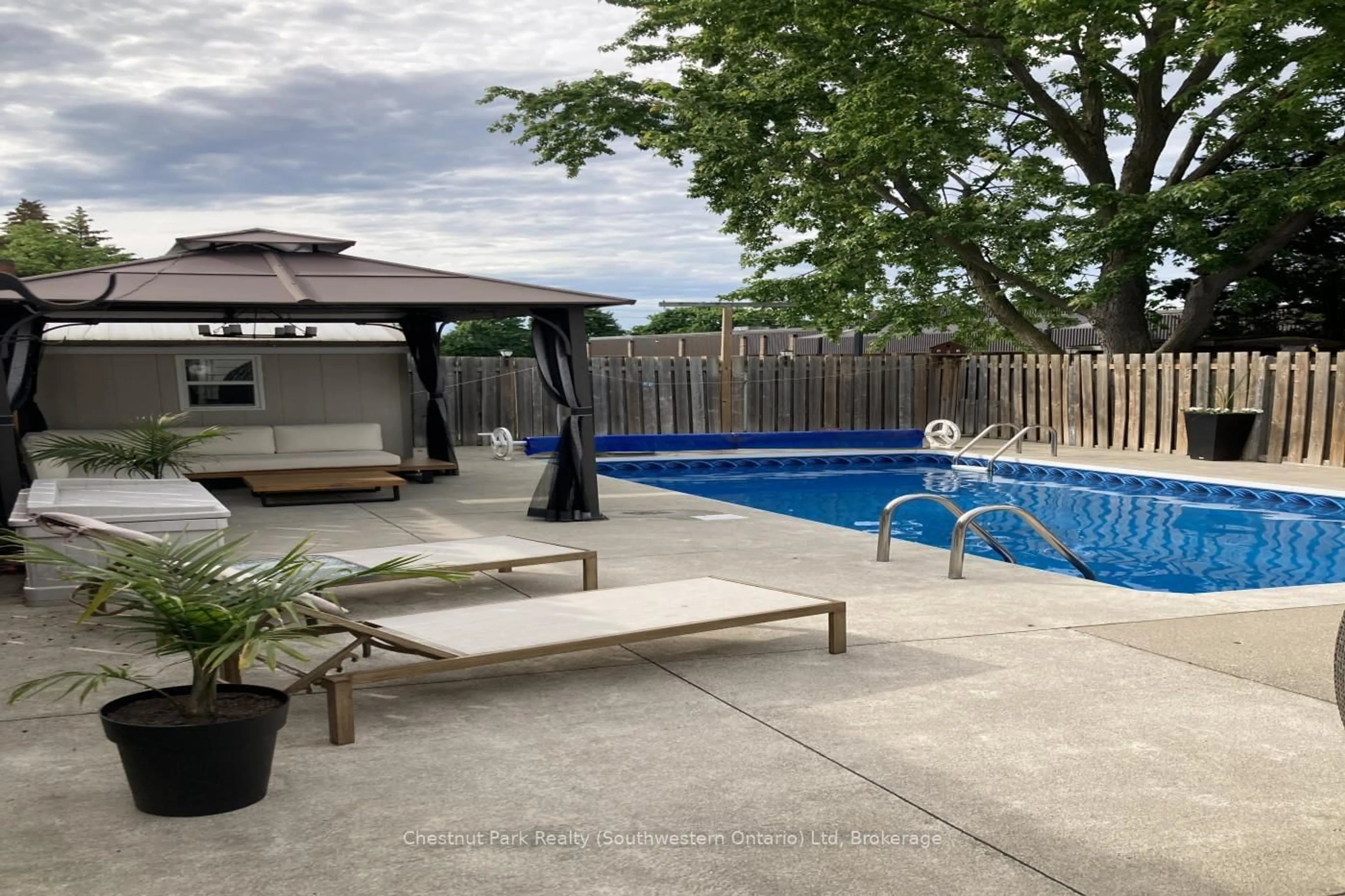 Unknown for 113 Sanderson Dr, Guelph Ontario N1H 7K1