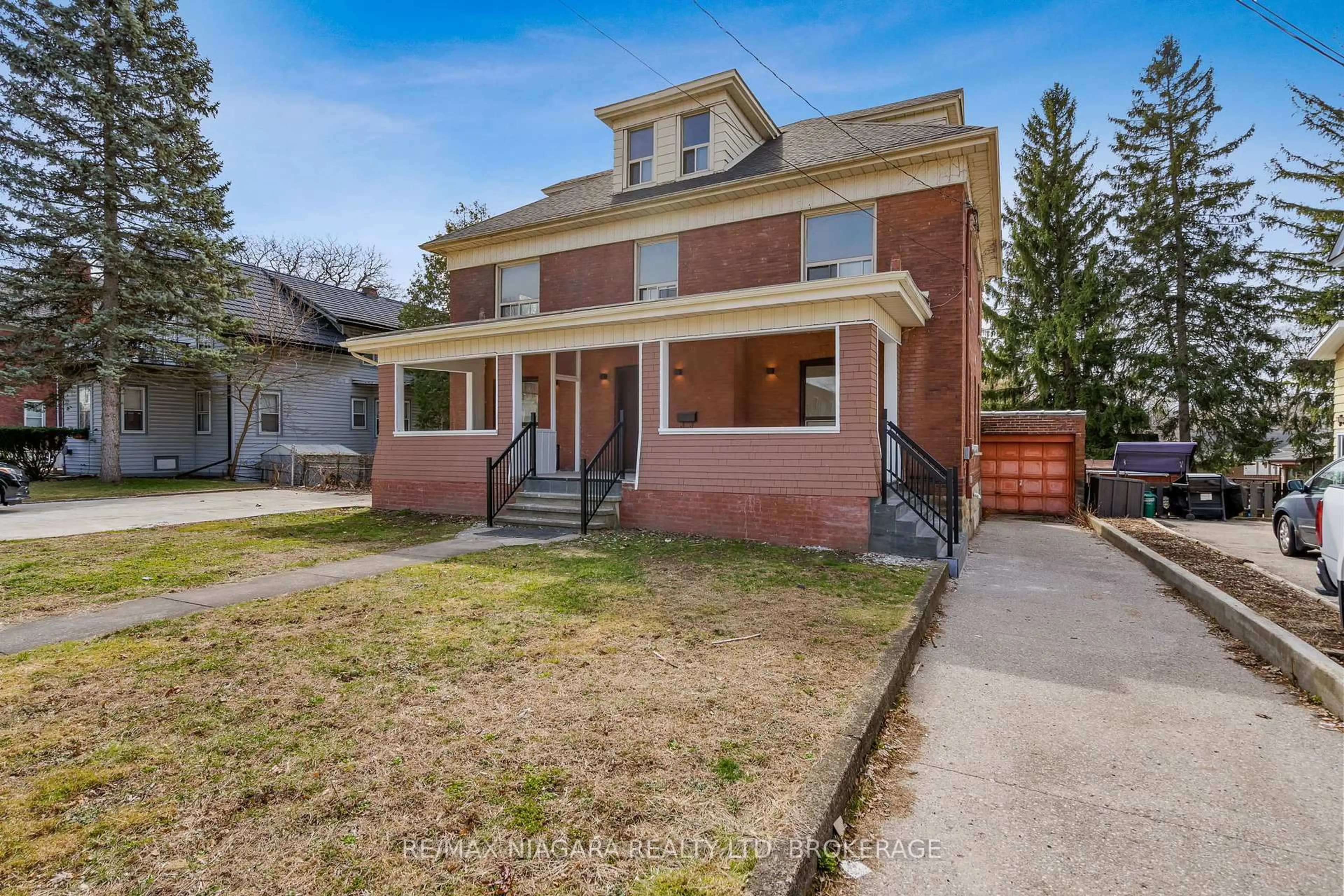 Home with brick exterior material, street for 6058 Culp St, Niagara Falls Ontario L2G 2B7