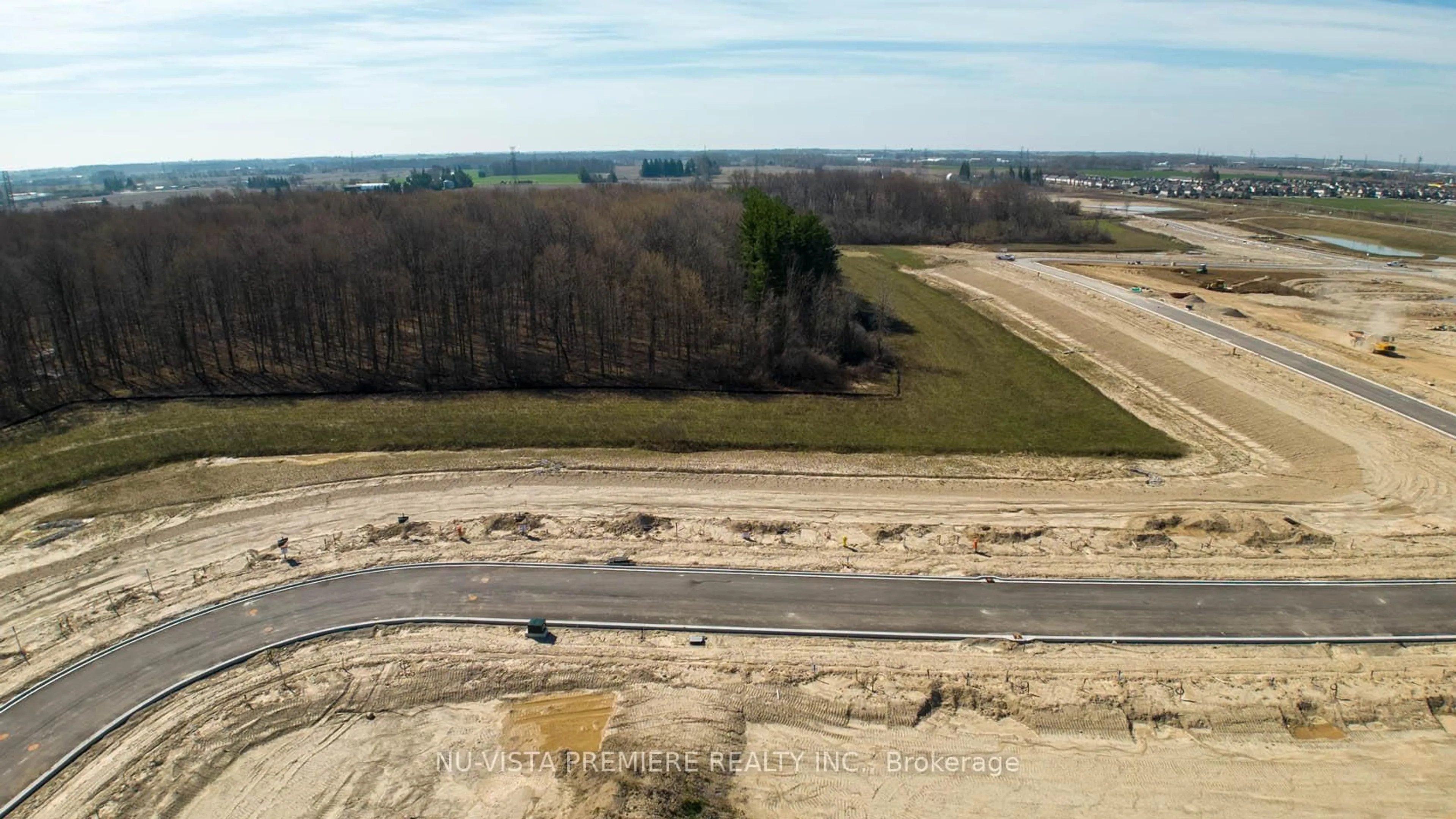 A pic from outside/outdoor area/front of a property/back of a property/a pic from drone, water/lake/river/ocean view for 1189 Honeywood Dr, London South Ontario N6M 1C1