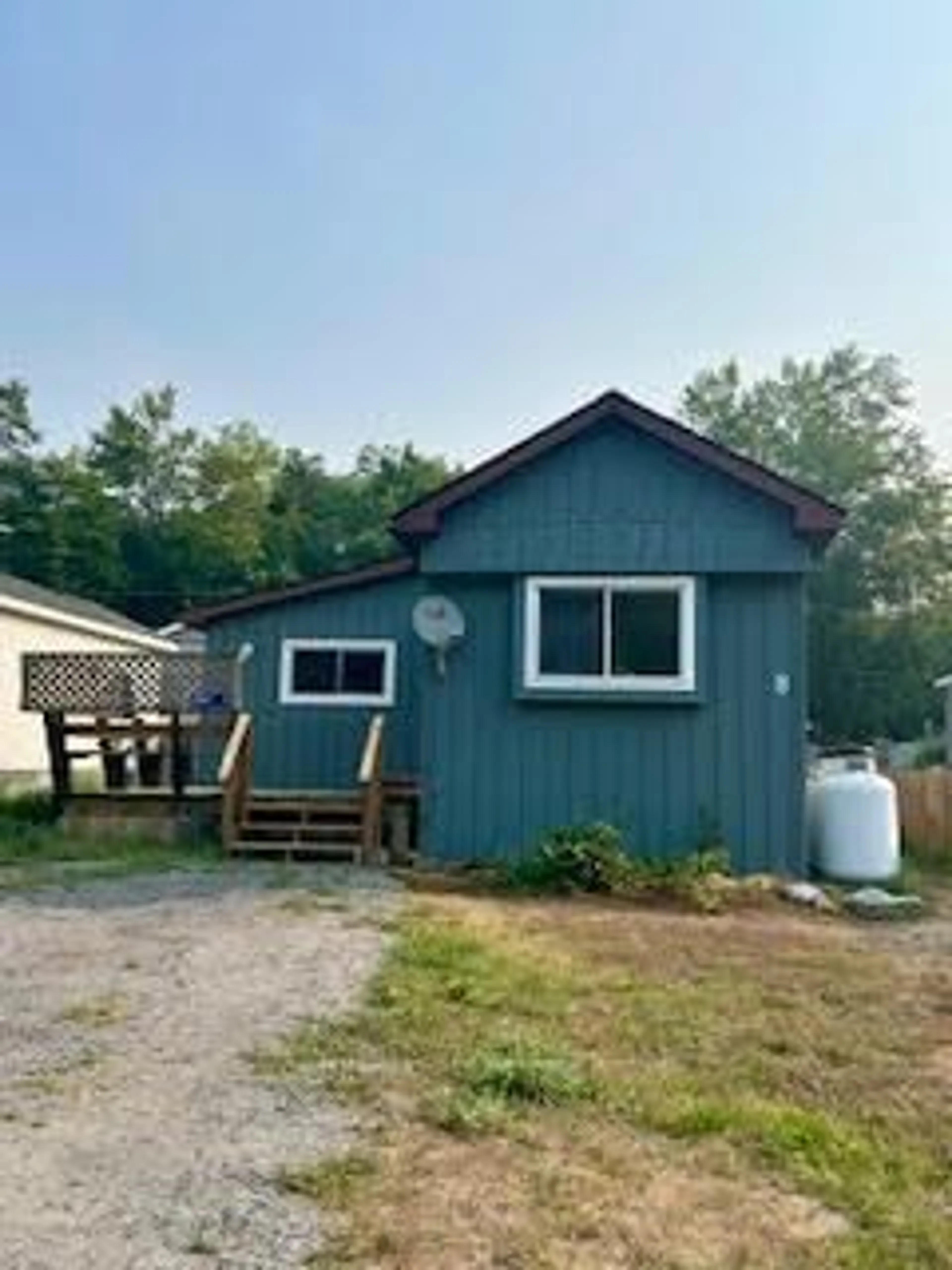 Shed for 1701 Highway 11 #8, Gravenhurst Ontario P0E 1G0