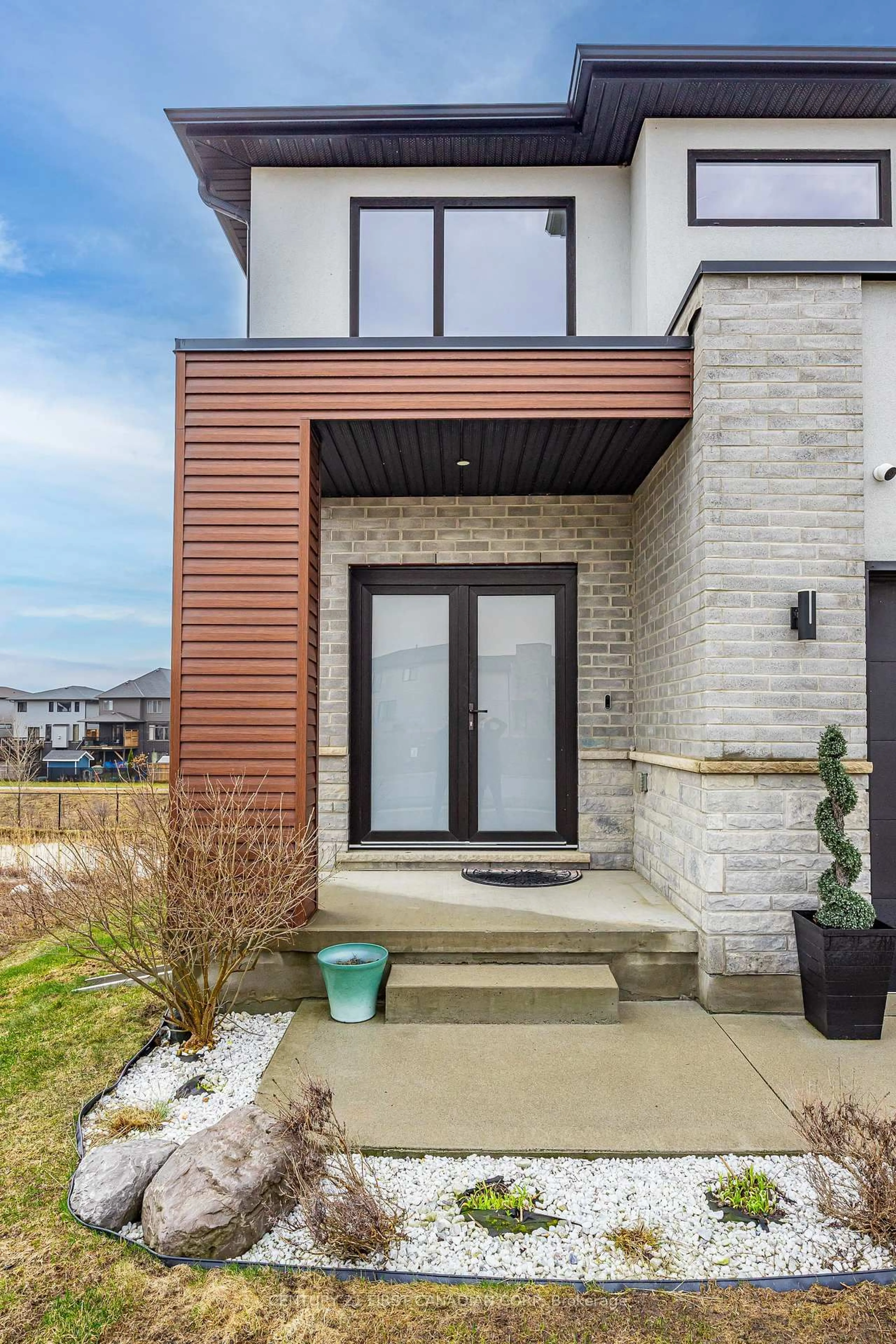 Home with brick exterior material, street for 2773 Heardcreek Tr, London North Ontario N6G 0W1