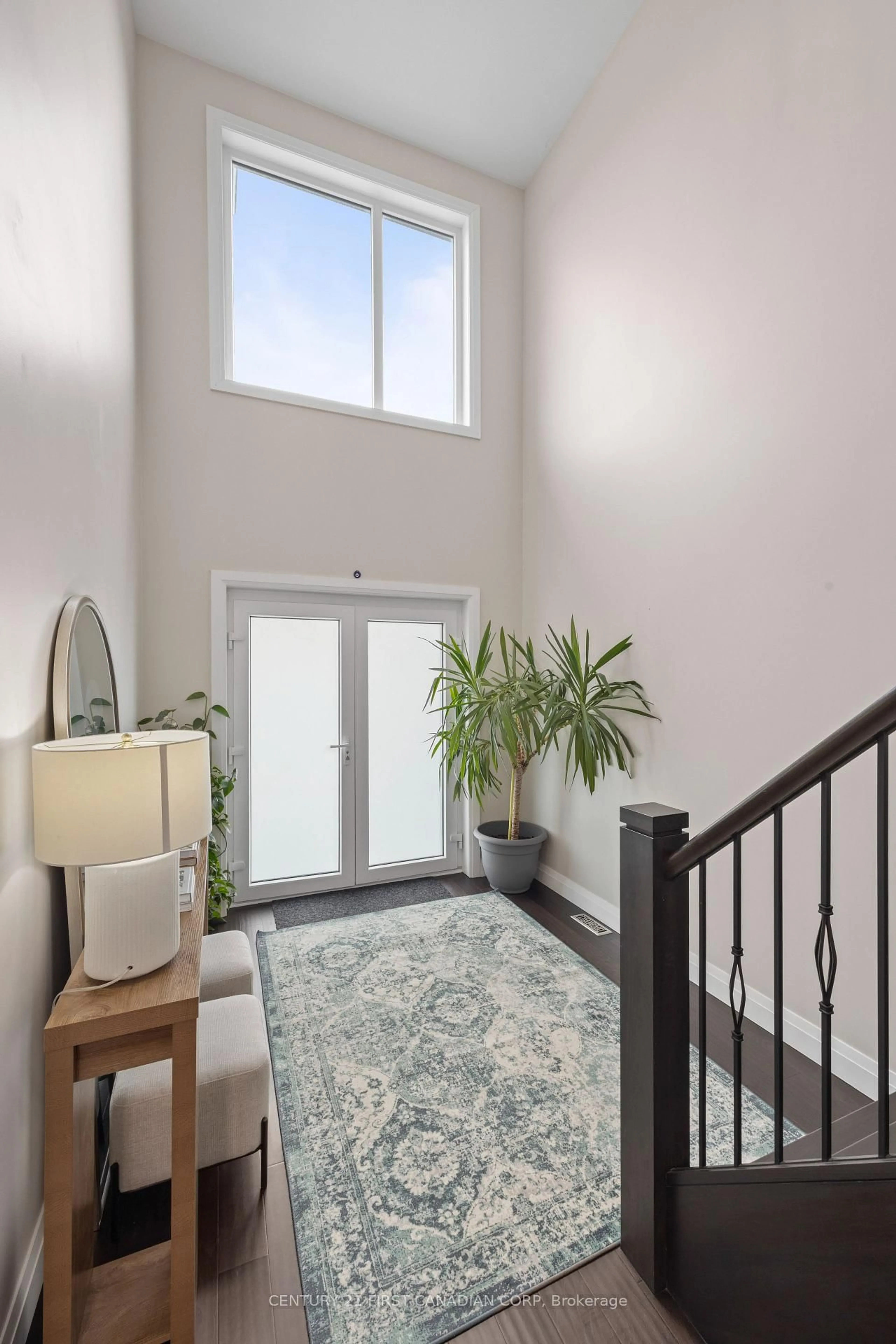 Indoor entryway for 2773 Heardcreek Tr, London North Ontario N6G 0W1