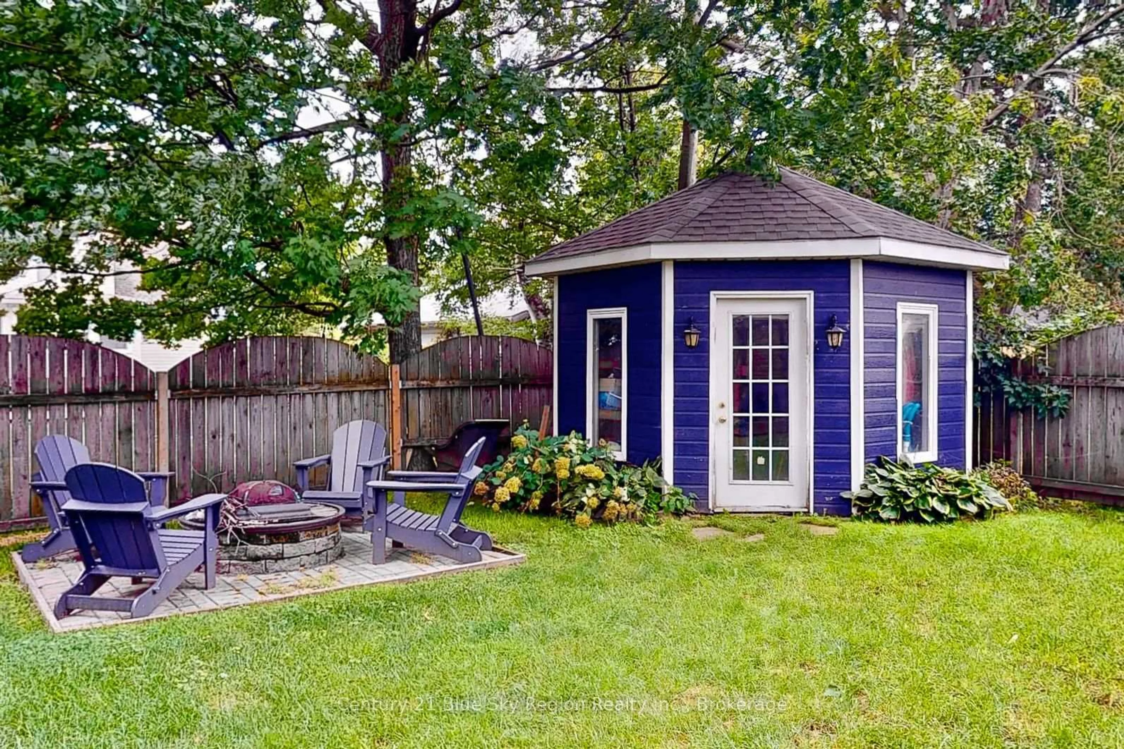 Shed for 137 Whitney Ave, North Bay Ontario P1A 1Y7