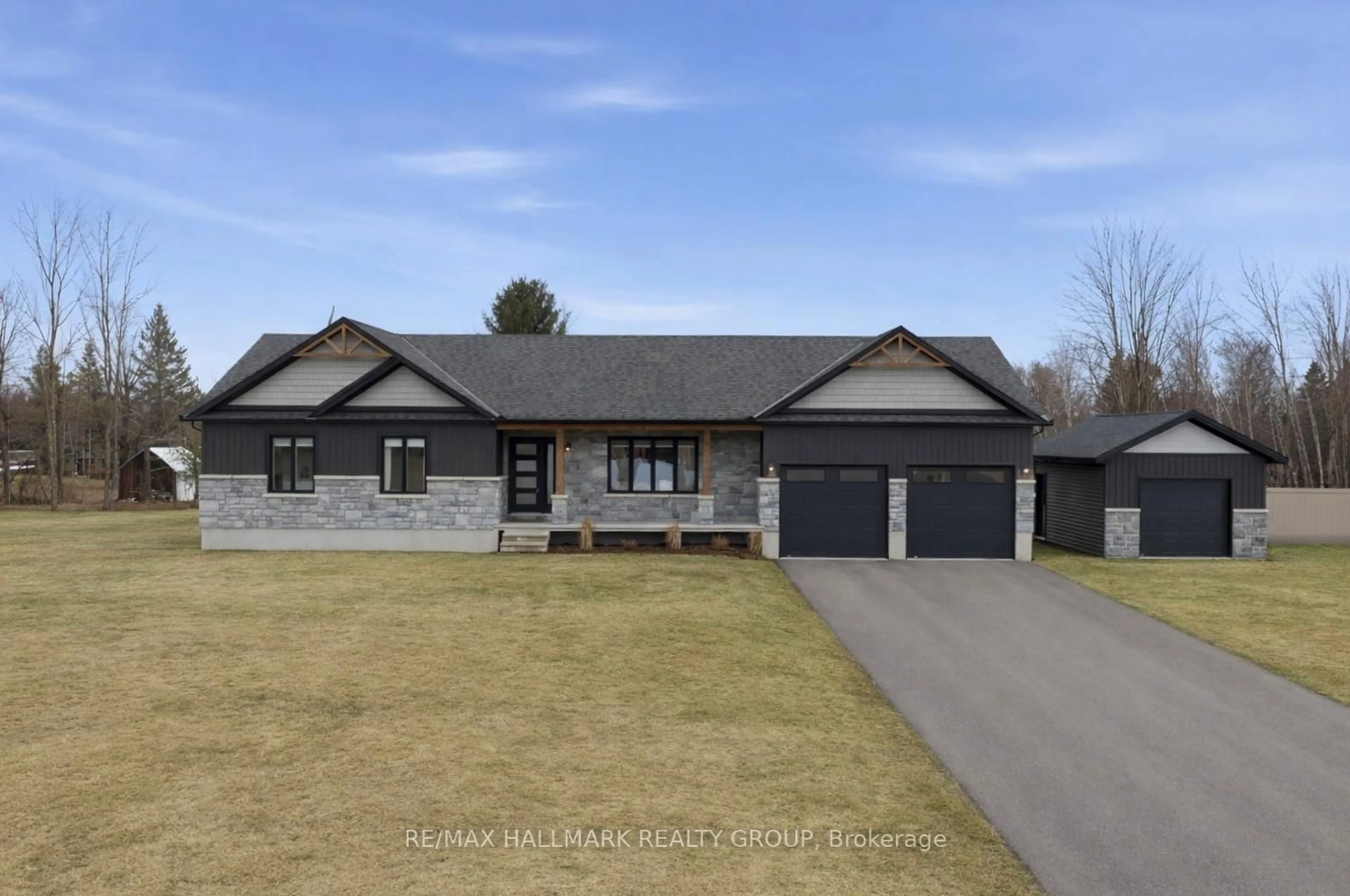 Unknown for 242 Etienne St, Clarence-Rockland Ontario K0A 1E0