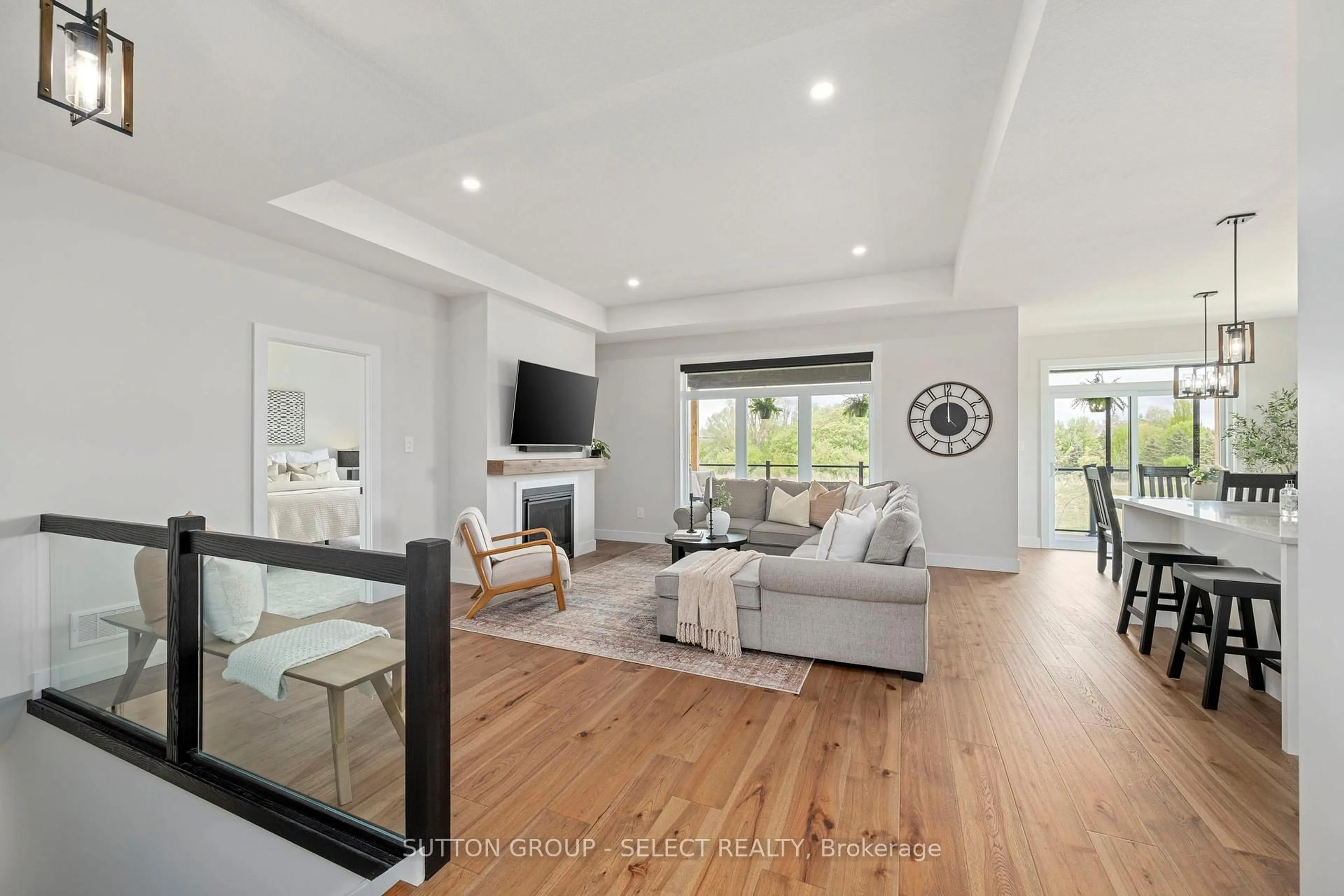 Living room with furniture, unknown for 2222 Linkway Blvd, London South Ontario N6K 0K9