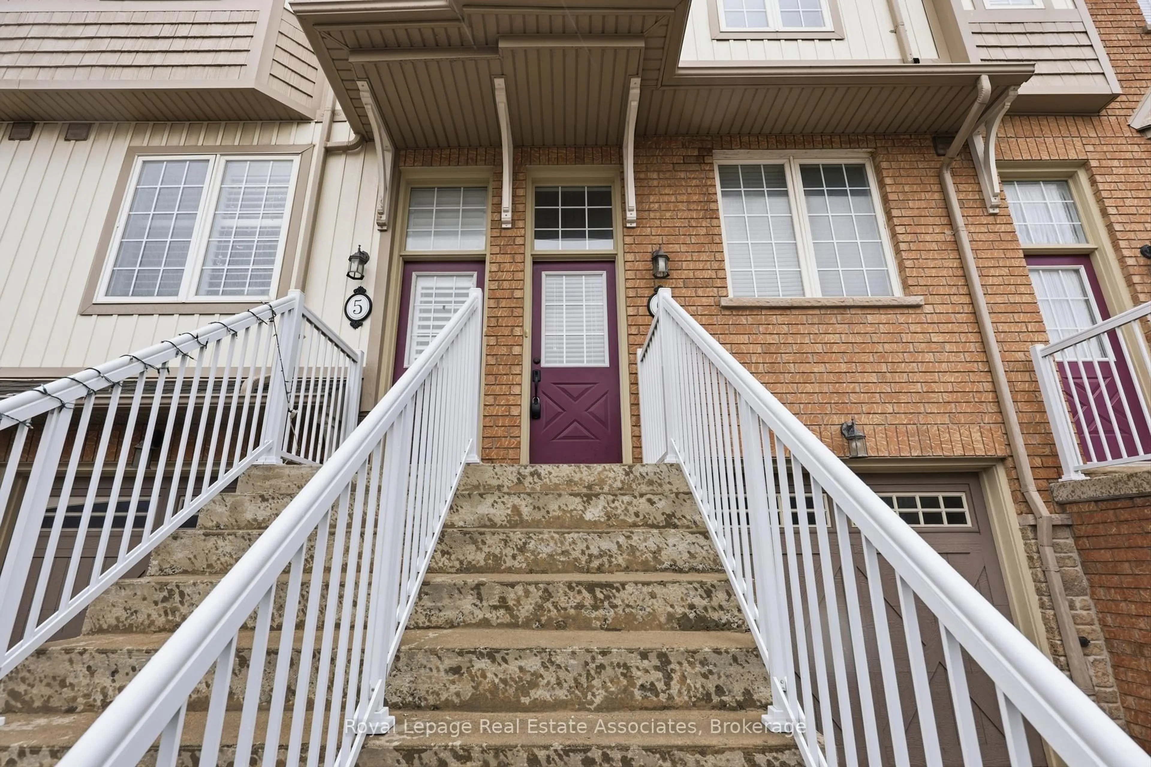 Unknown for 170 Dewitt Rd #6, Hamilton Ontario L8E 0B4