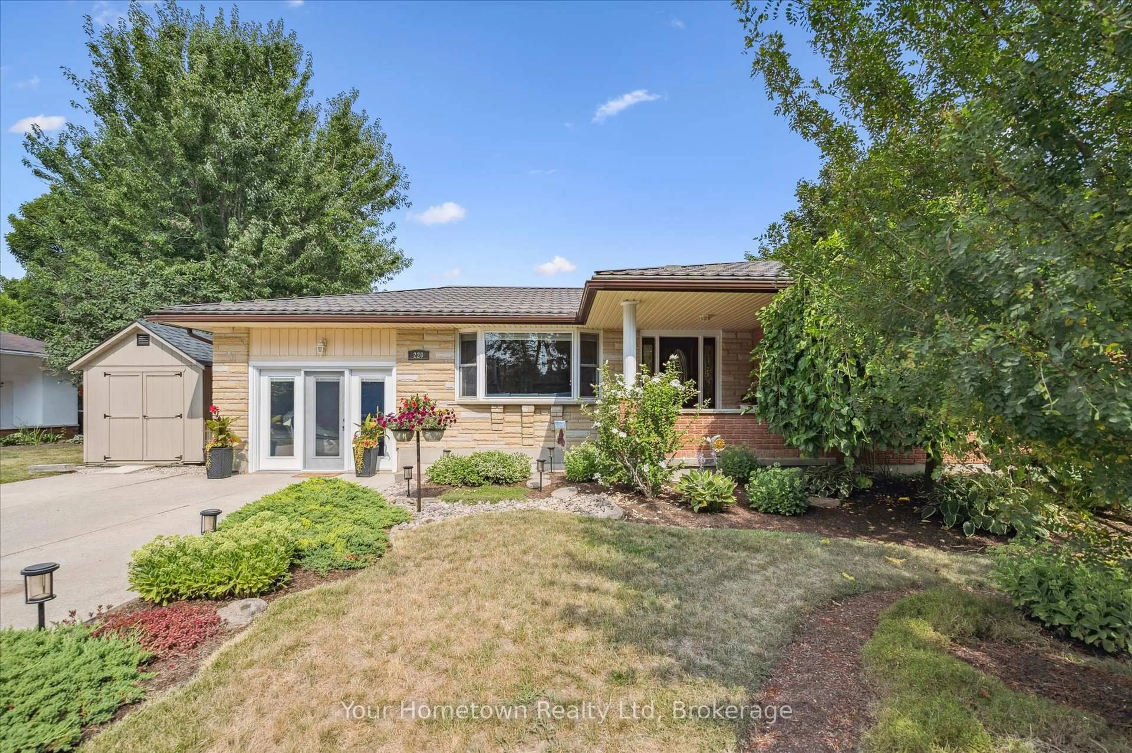 A pic from outside/outdoor area/front of a property/back of a property/a pic from drone, street for 220 Colborne St, Centre Wellington Ontario N0B 1S0