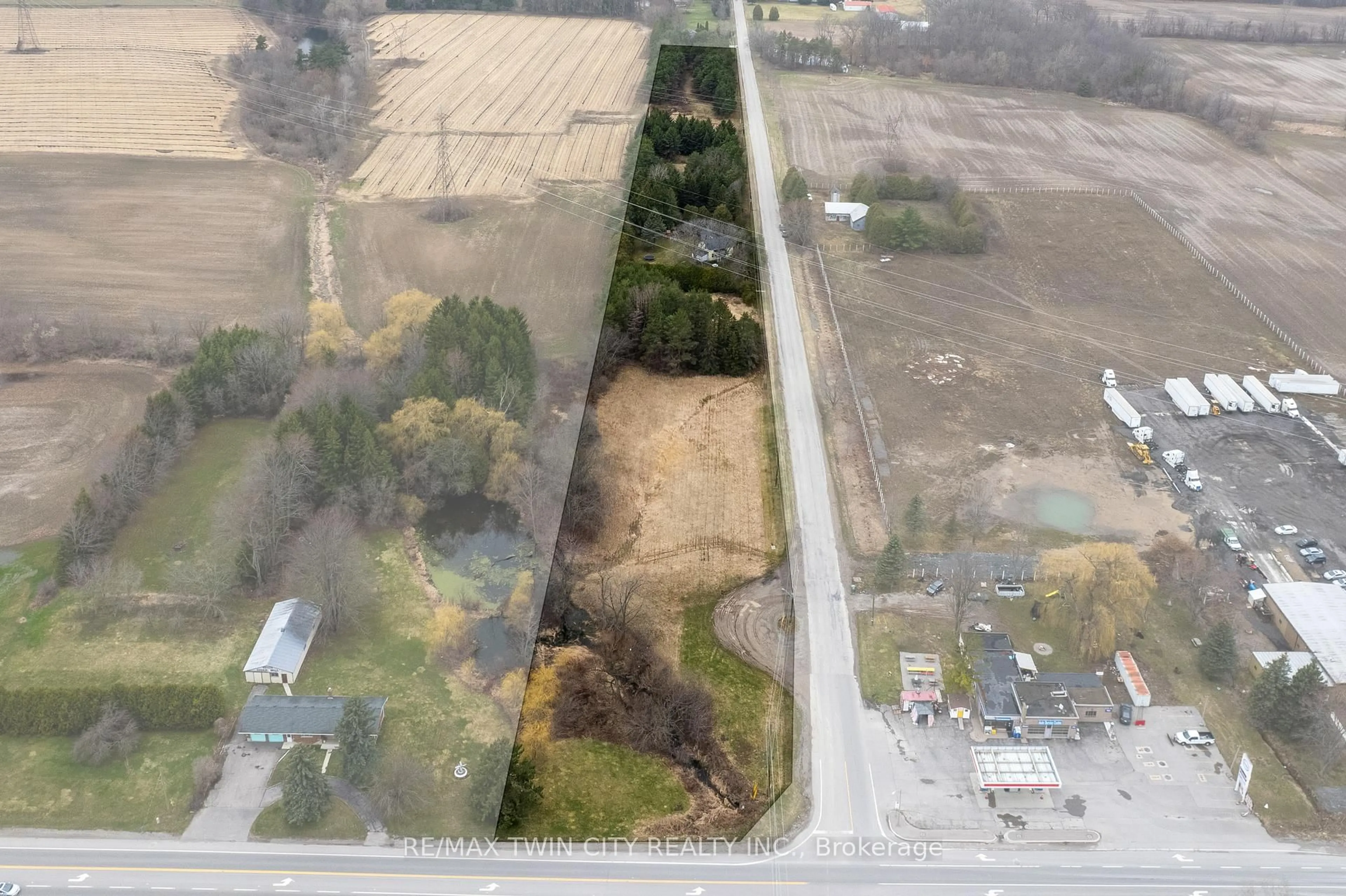 A pic from outside/outdoor area/front of a property/back of a property/a pic from drone, unknown for 18 MCGILL Rd, Brant Ontario N0E 1K0