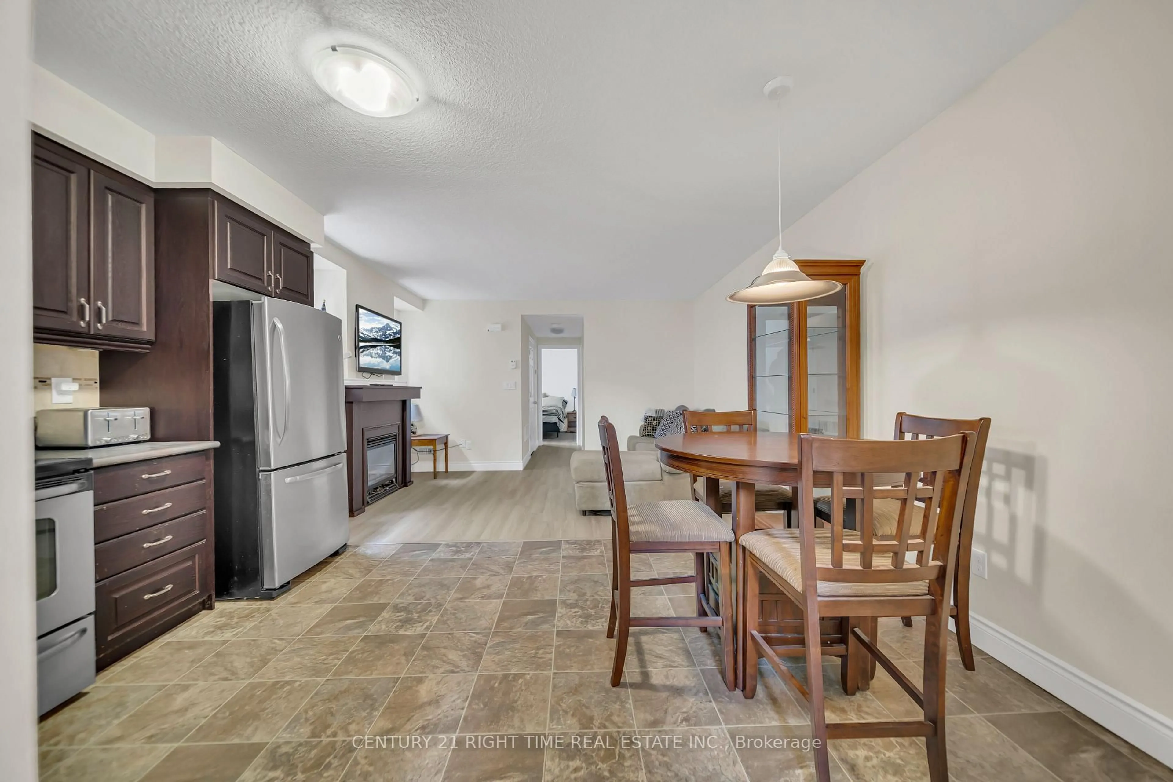 Unknown for 931 GLASGOW St #14A, Kitchener Ontario N2N 0B6