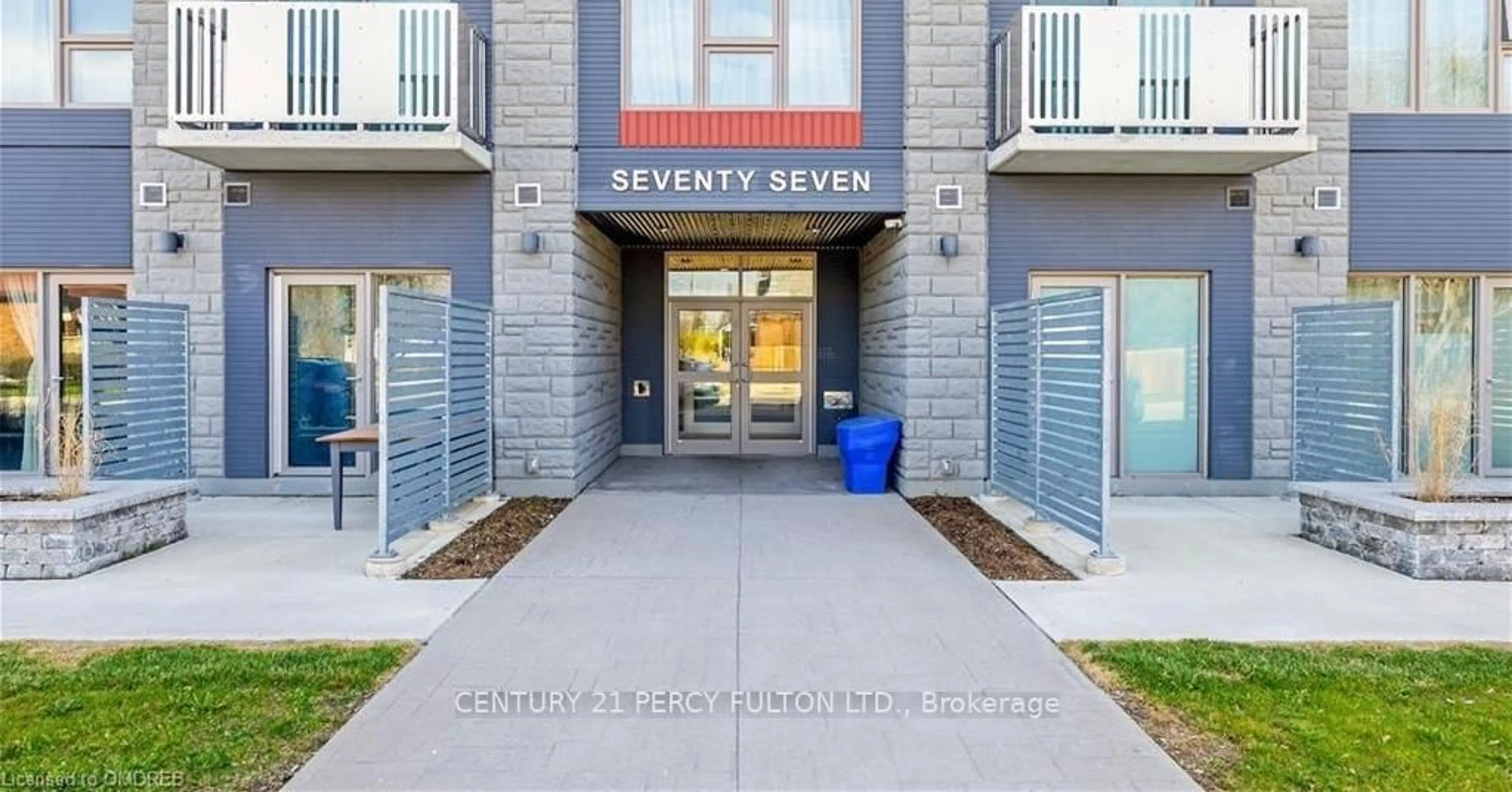 Indoor entryway for 77 Leland St #210, Hamilton Ontario L8S 3A1