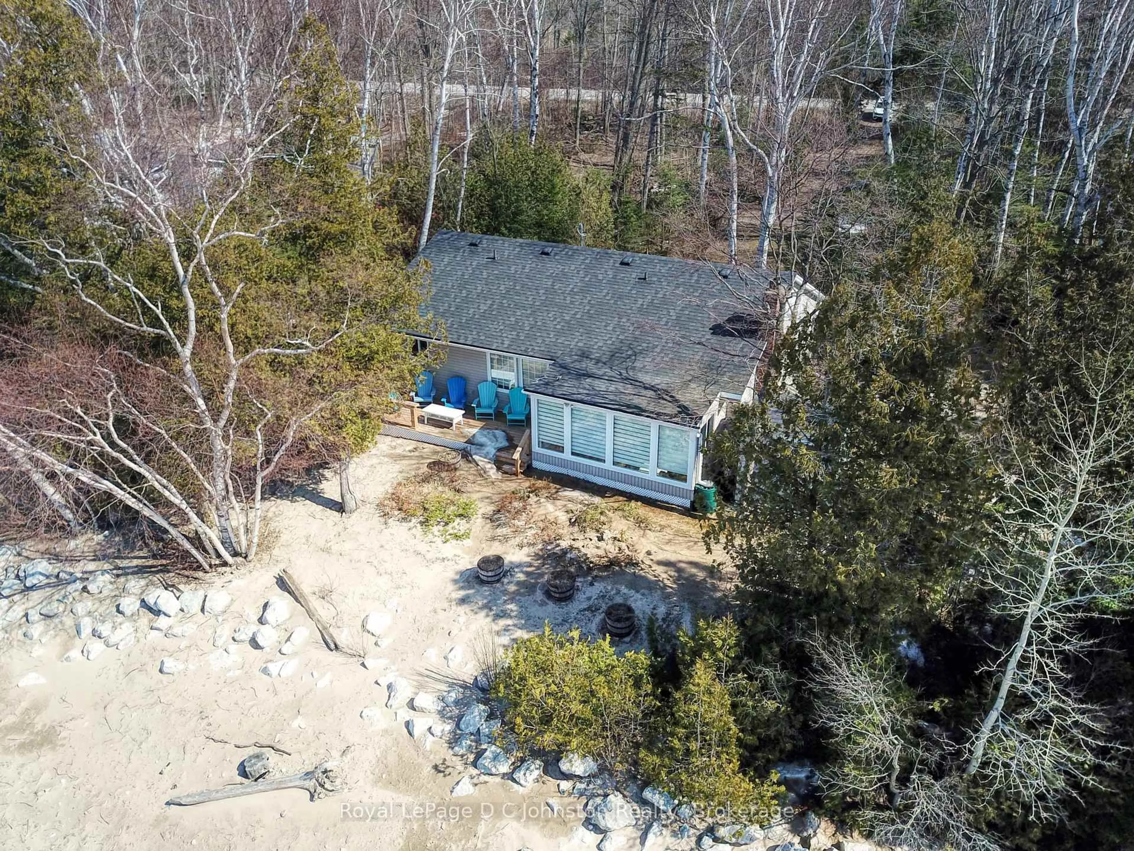 A pic from outside/outdoor area/front of a property/back of a property/a pic from drone, water/lake/river/ocean view for 225 Bruce Road 13 Rd, Native Leased Lands Ontario N0H 2L0