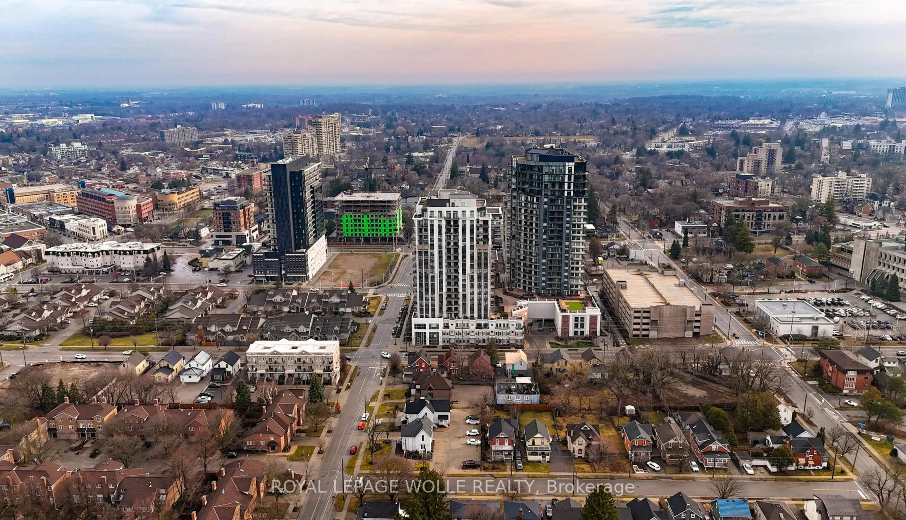 A pic from outside/outdoor area/front of a property/back of a property/a pic from drone, city buildings view from balcony for 144 Park St #904, Waterloo Ontario N2L 0B6